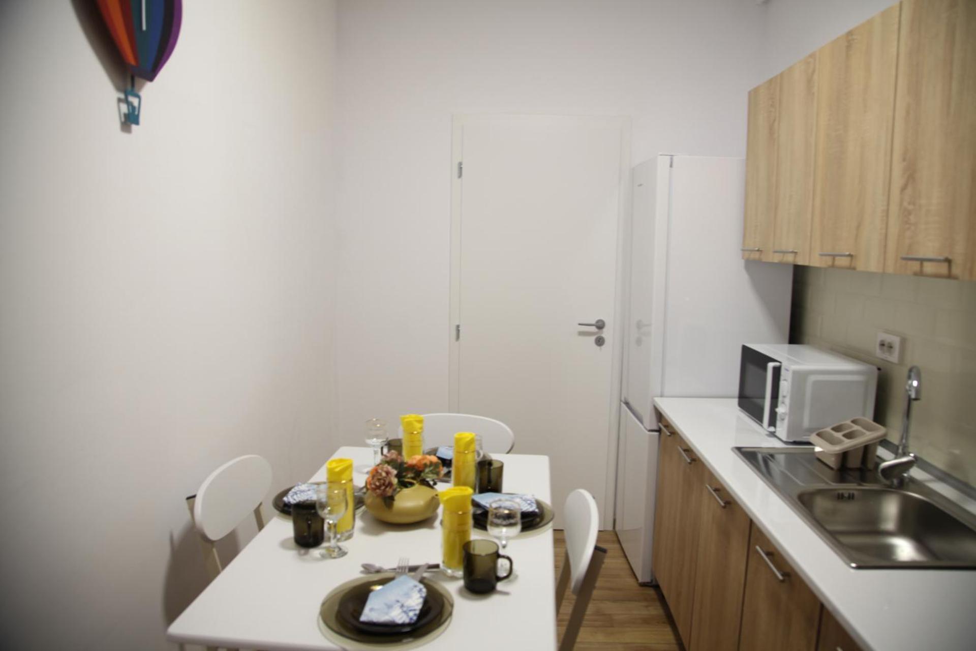 Luxury Downtown Apartment