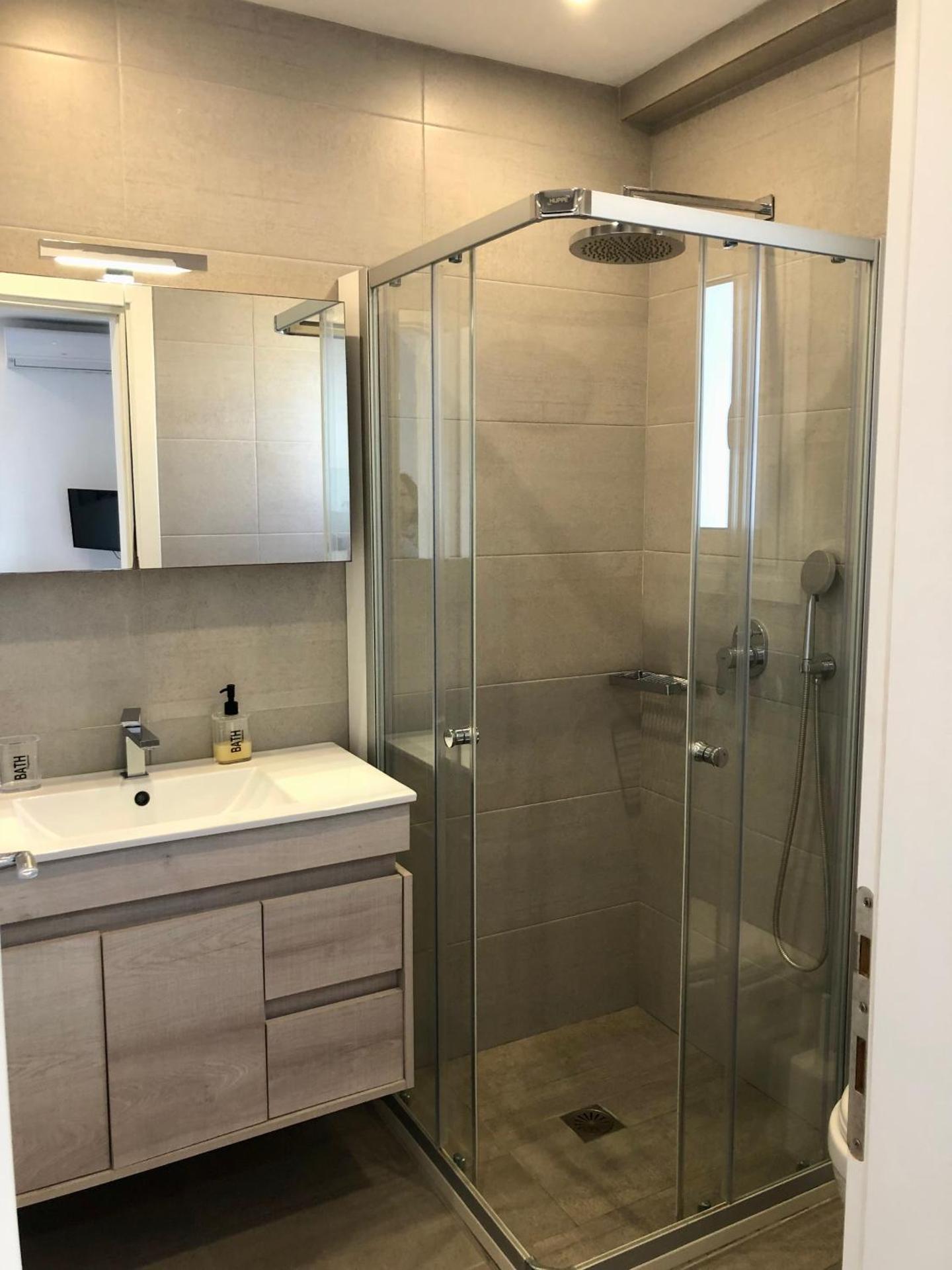 Vanessa House Luxury Apartments