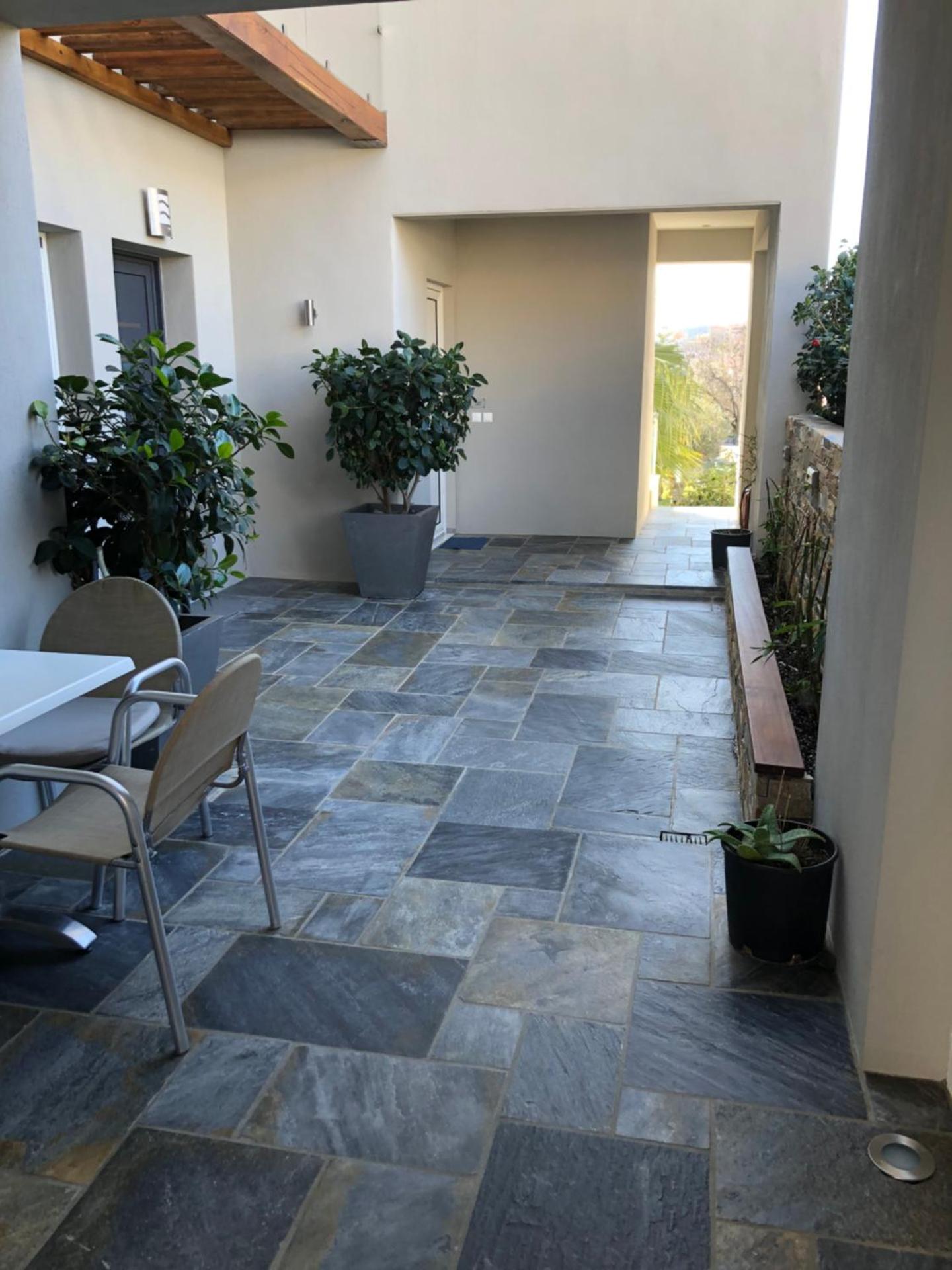 Vanessa House Luxury Apartments