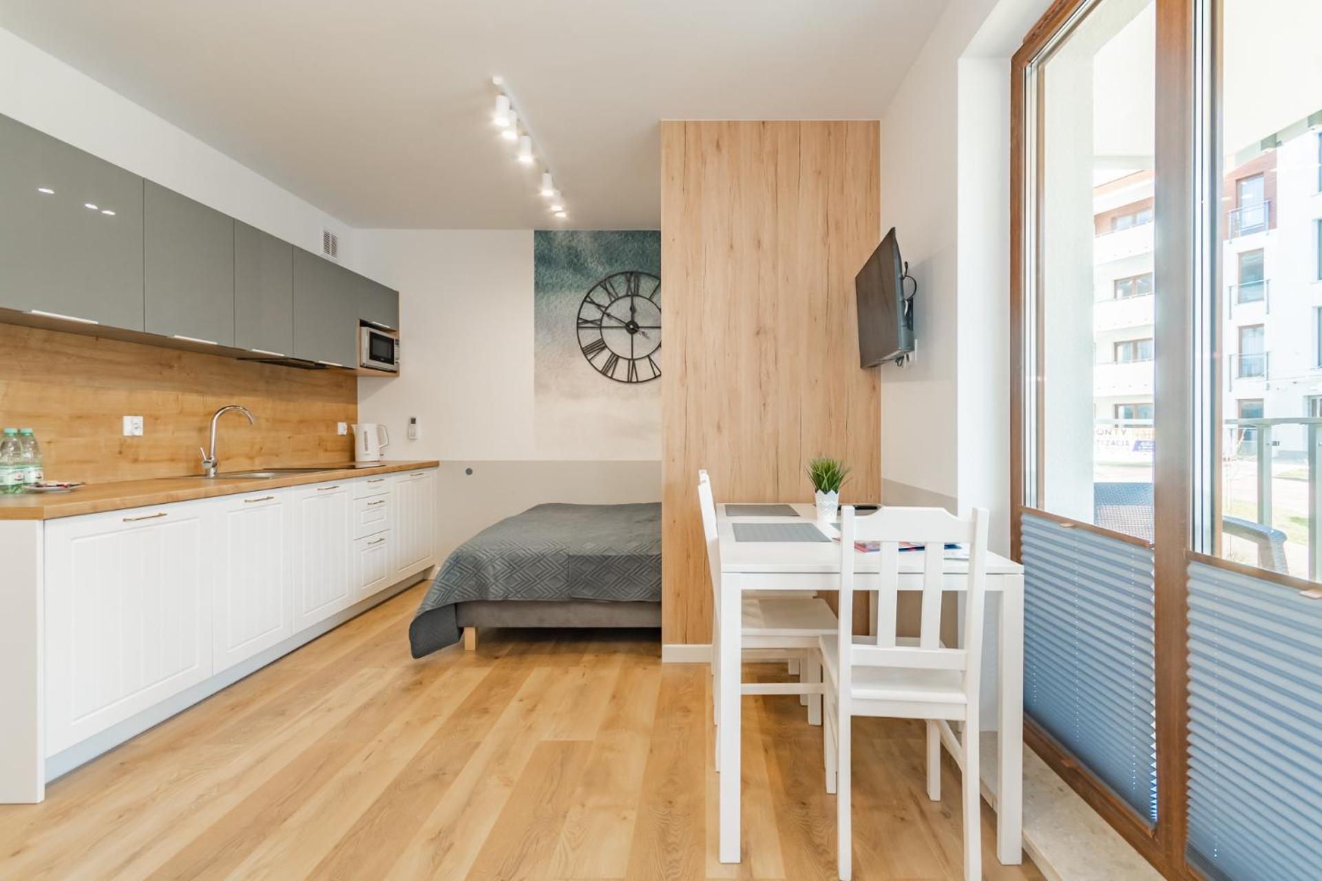 APARTAMENTY MIERZEJA - STEGNA PARK STUDIO, 500 m od plaży, bezpłatny meleks