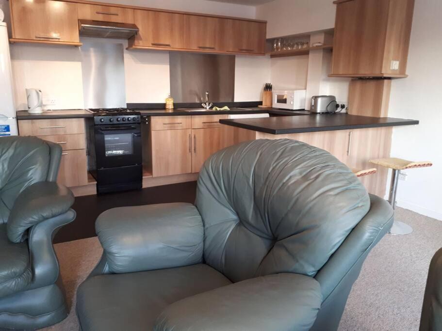 RentUnique Spinney SpaciousSuper Snug 1 bed home.