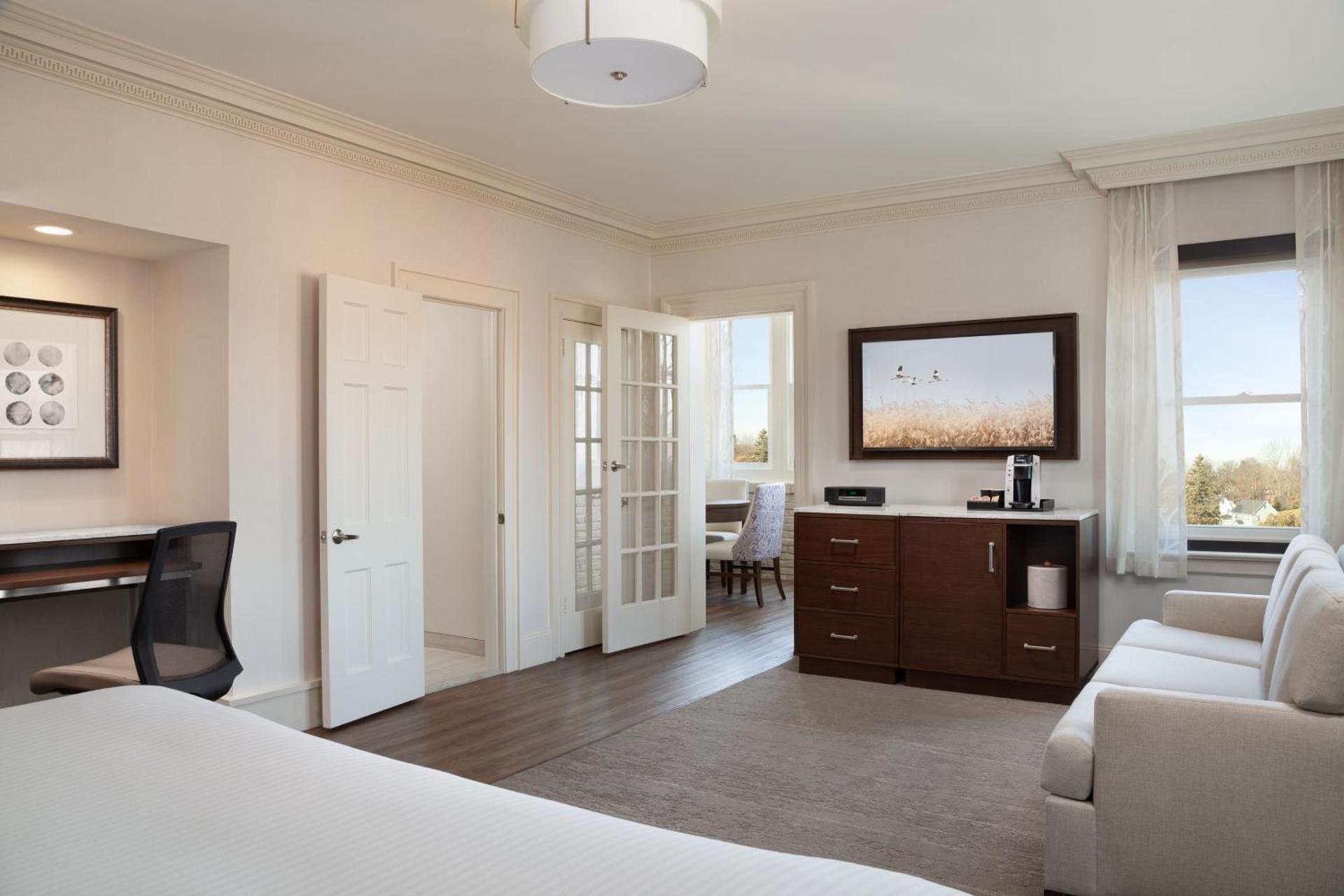 Photo of the whole room