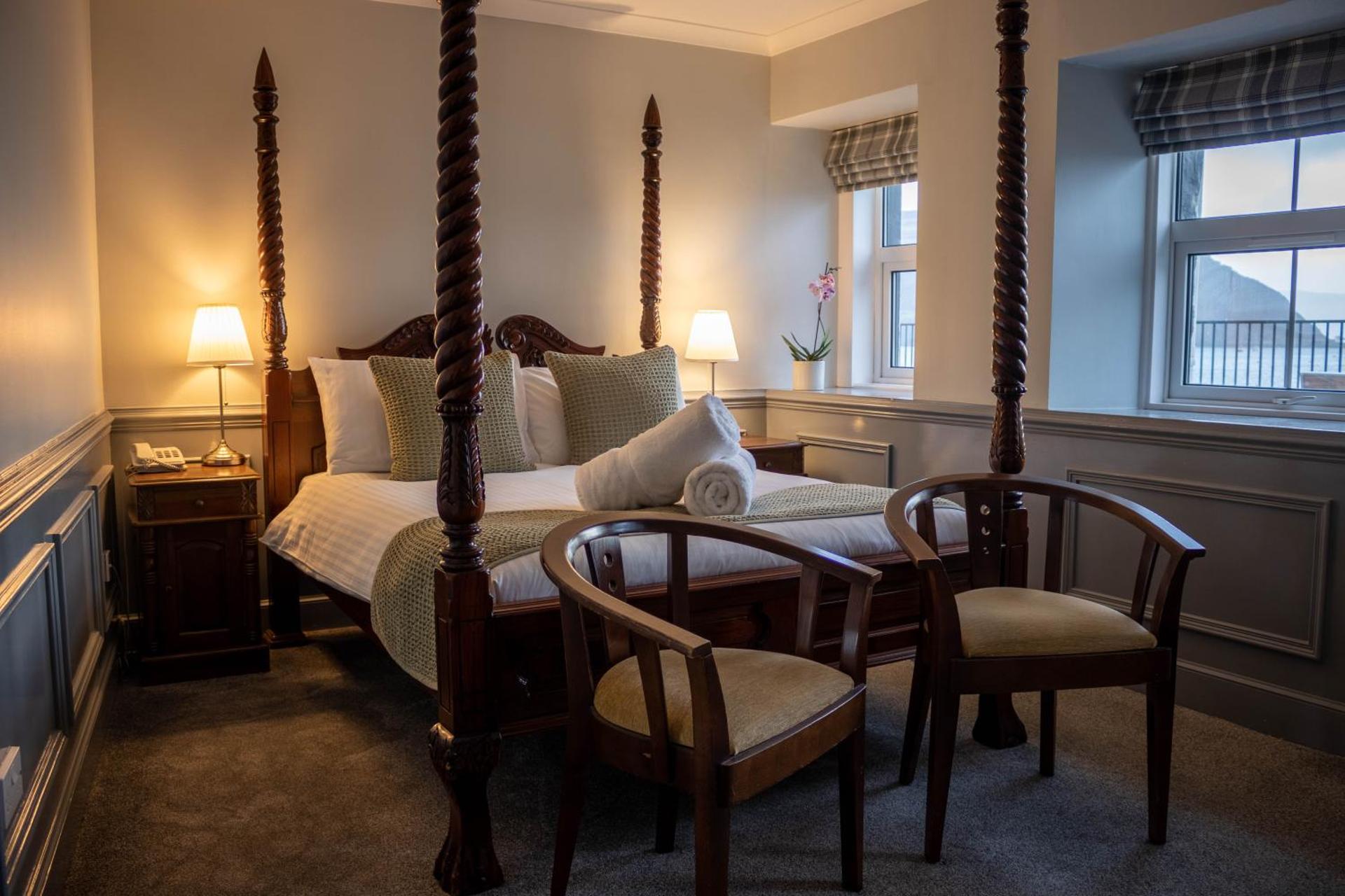 The Rosedale Hotel & Restaurant