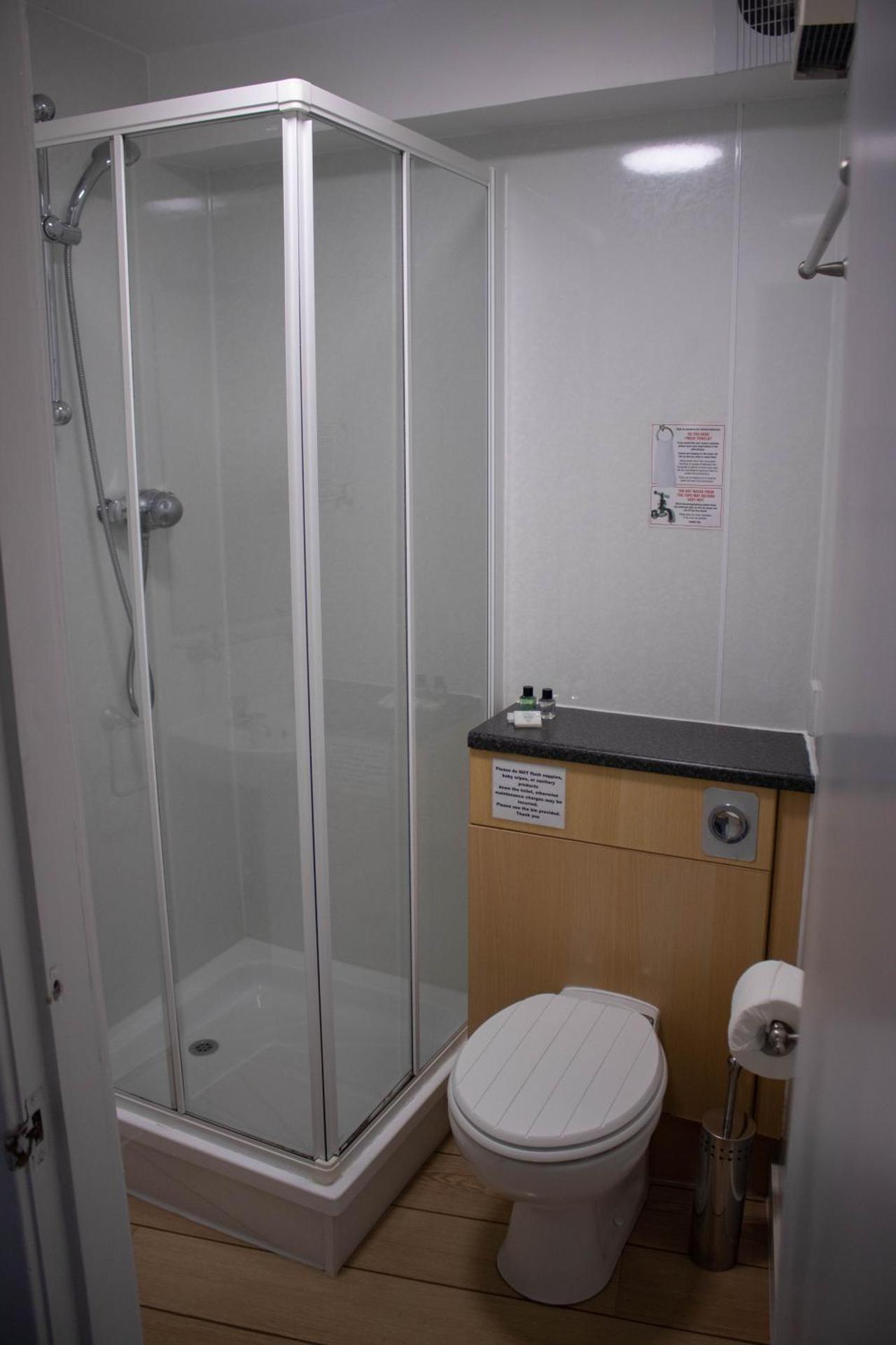 The Rosedale Hotel & Restaurant