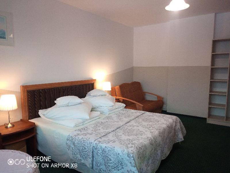 Willa Cyprys - pokoje i apartamenty z aneksami - Centrum