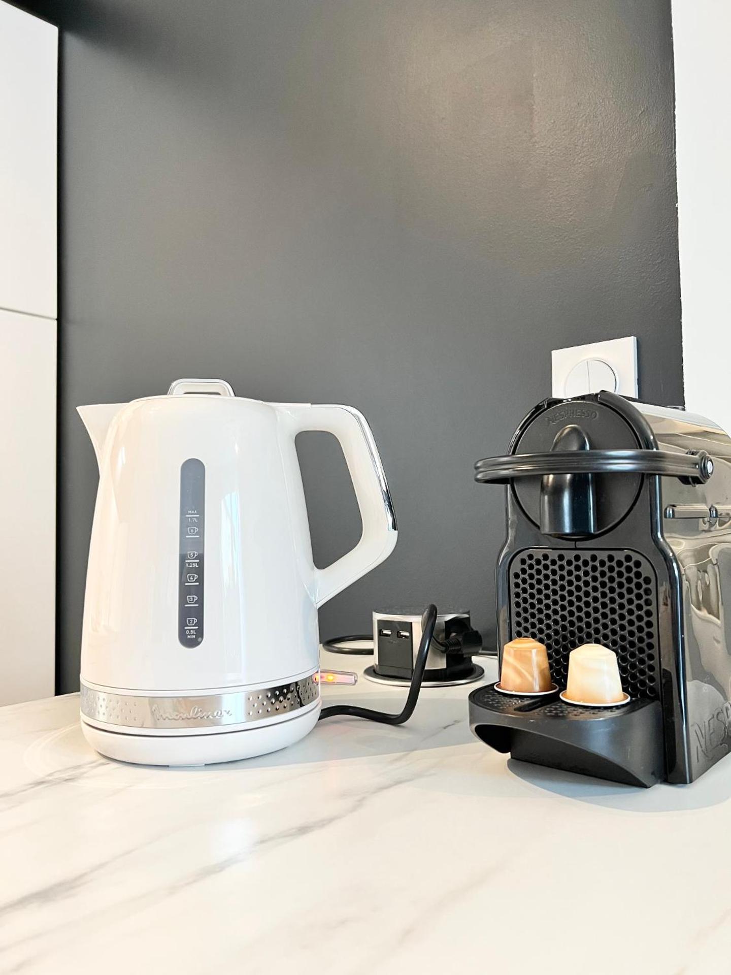 Coffee/tea facilities