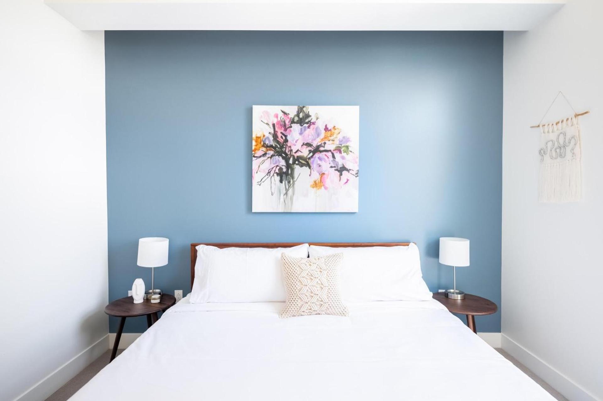 Skyline Blue Modern Loft - Zuni Lofts