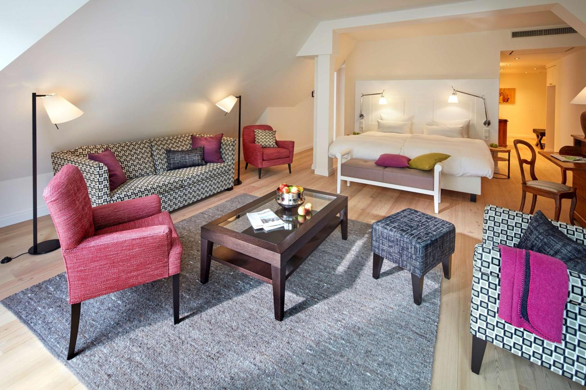 Photo of the whole room