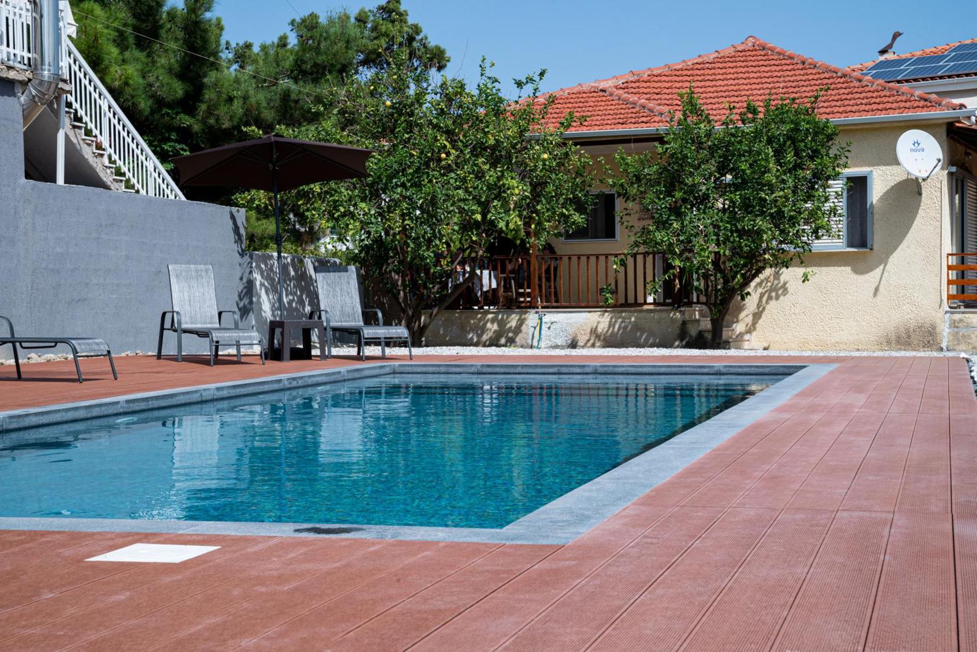 Elegant house by the sea with pool