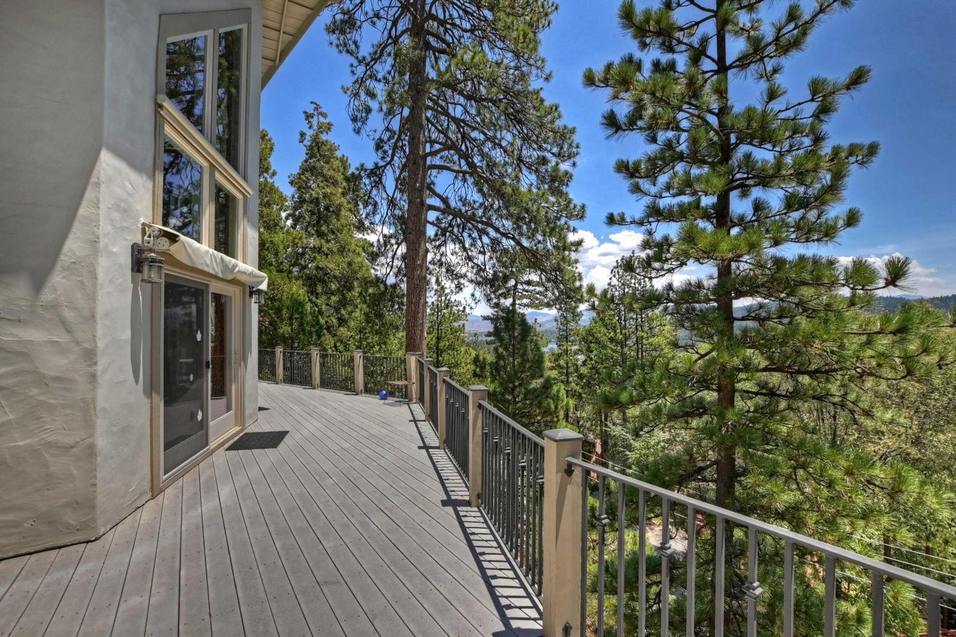 Beautiful Lake Arrowhead Cabin with EV Charger