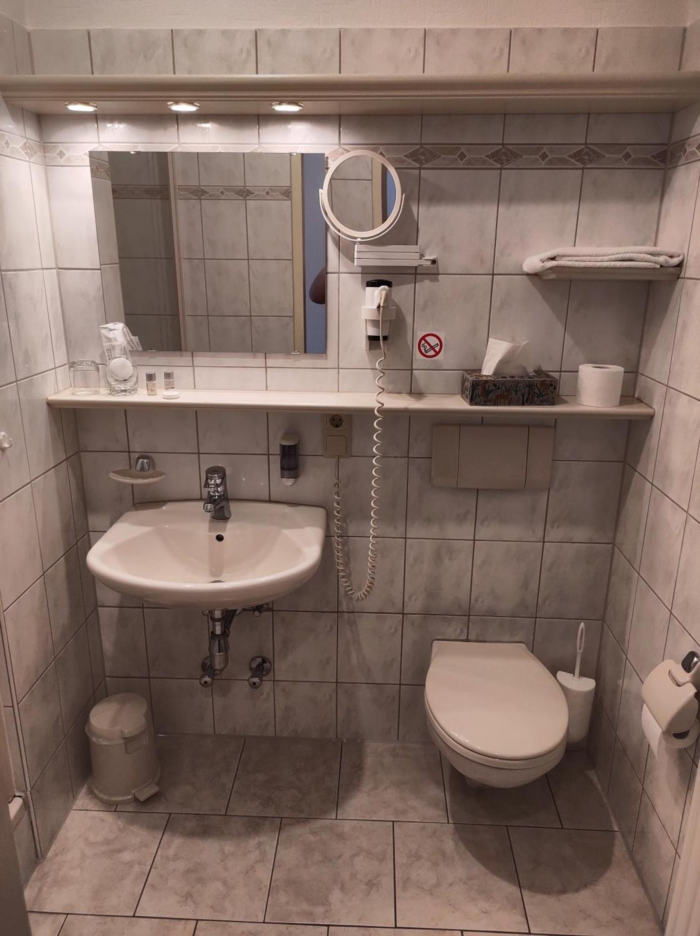 Single Room with Shower