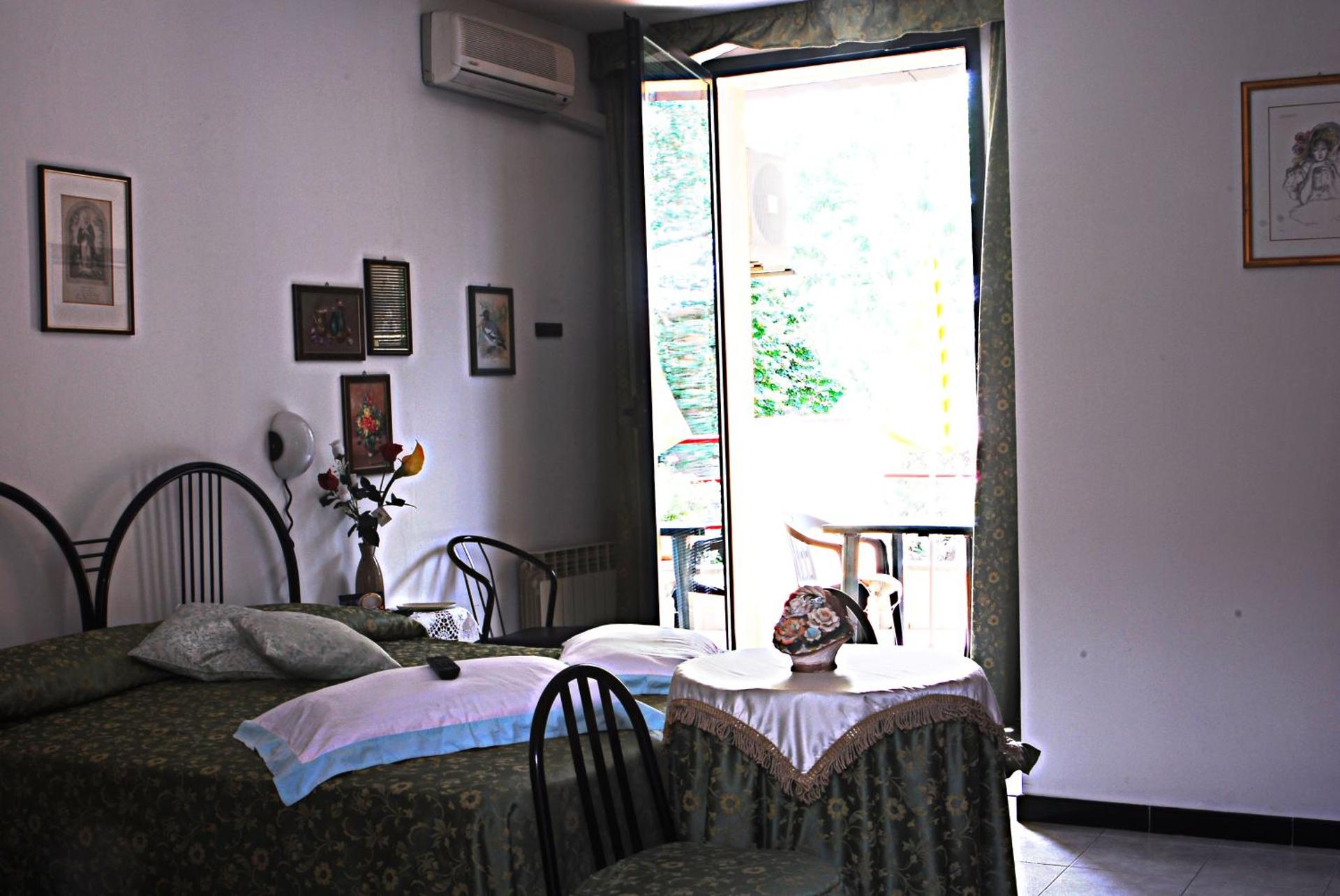 Standard Double Room (2 Adults)