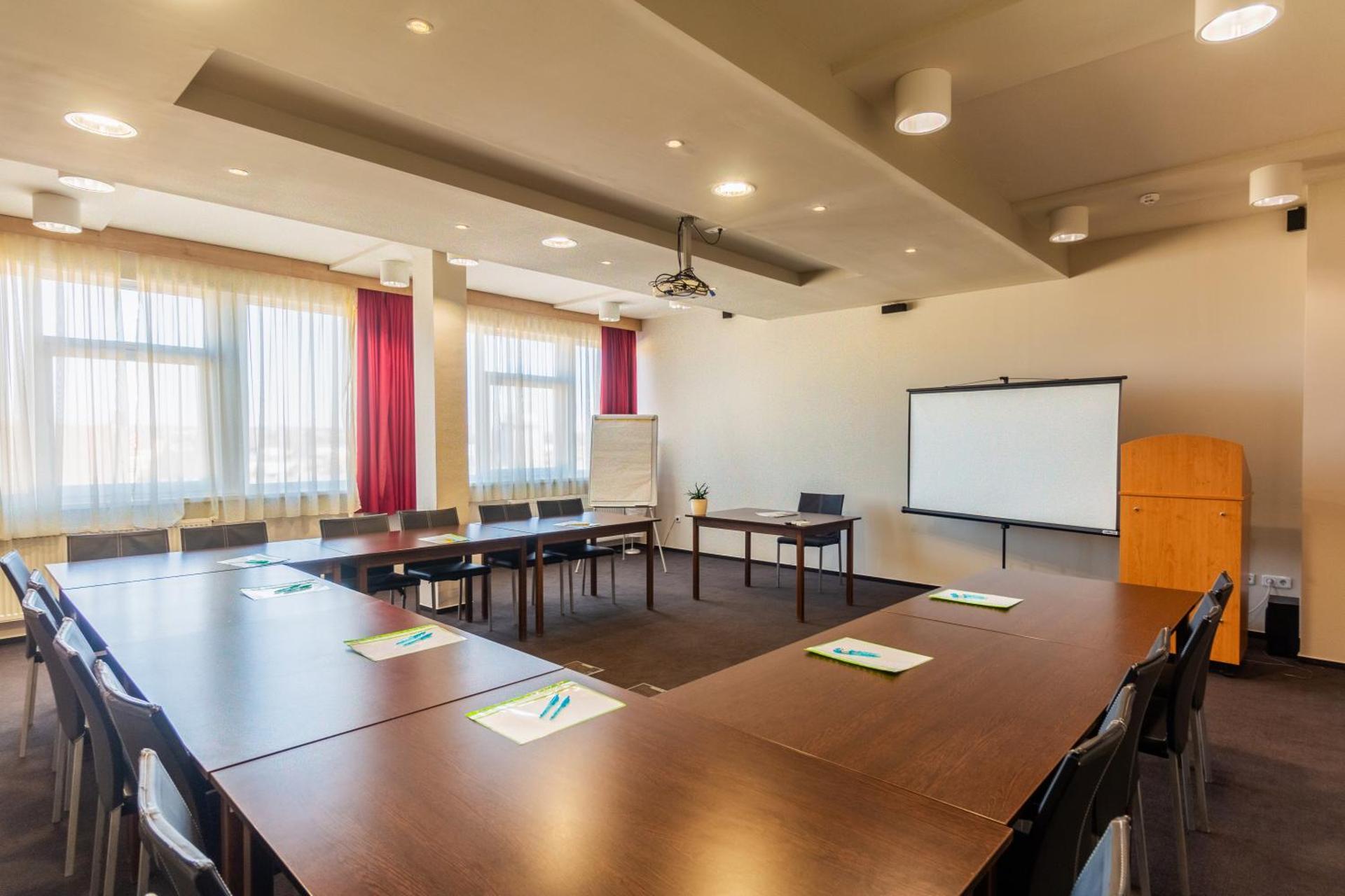 Meeting/conference room
