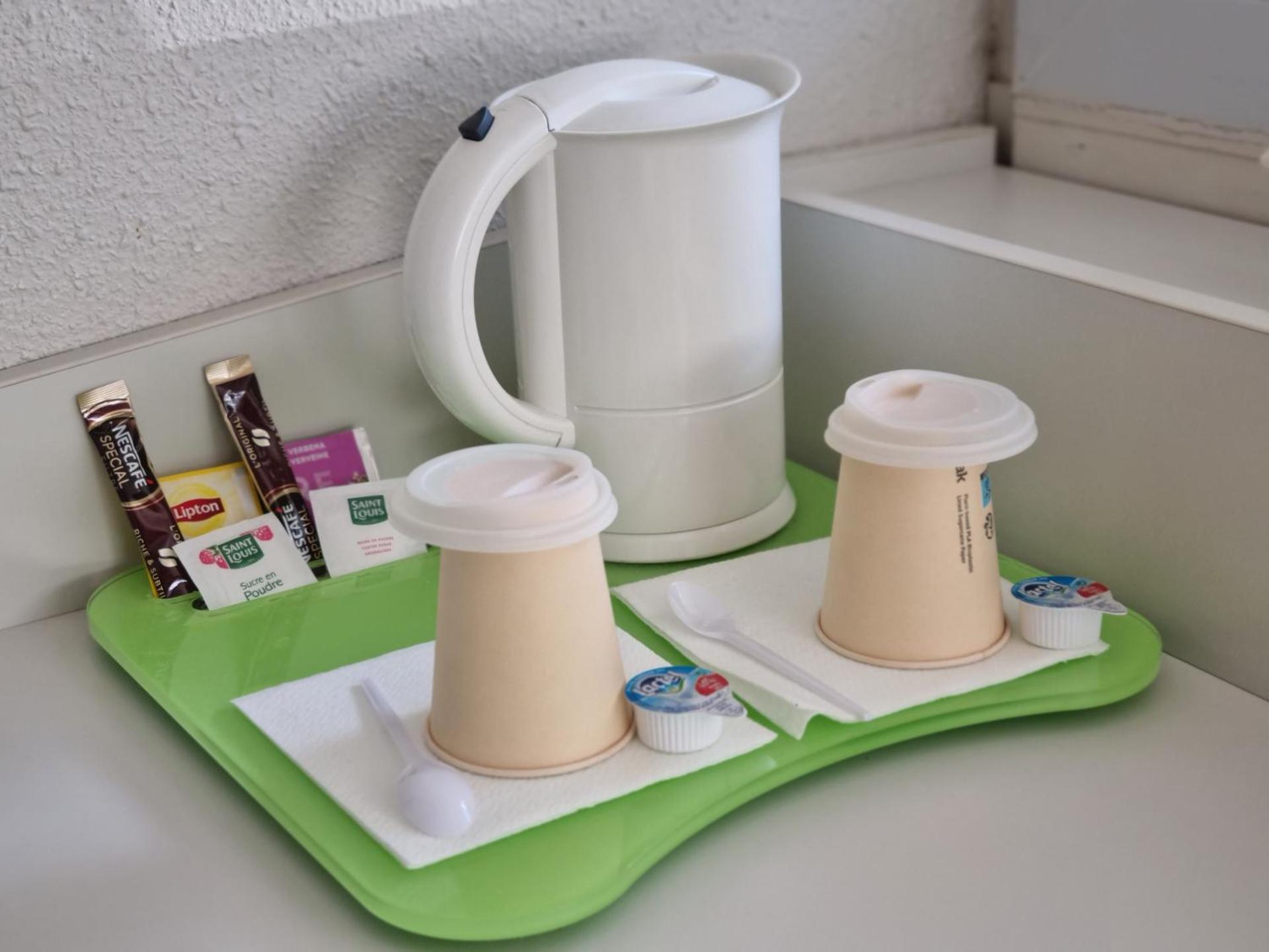 Coffee/tea facilities