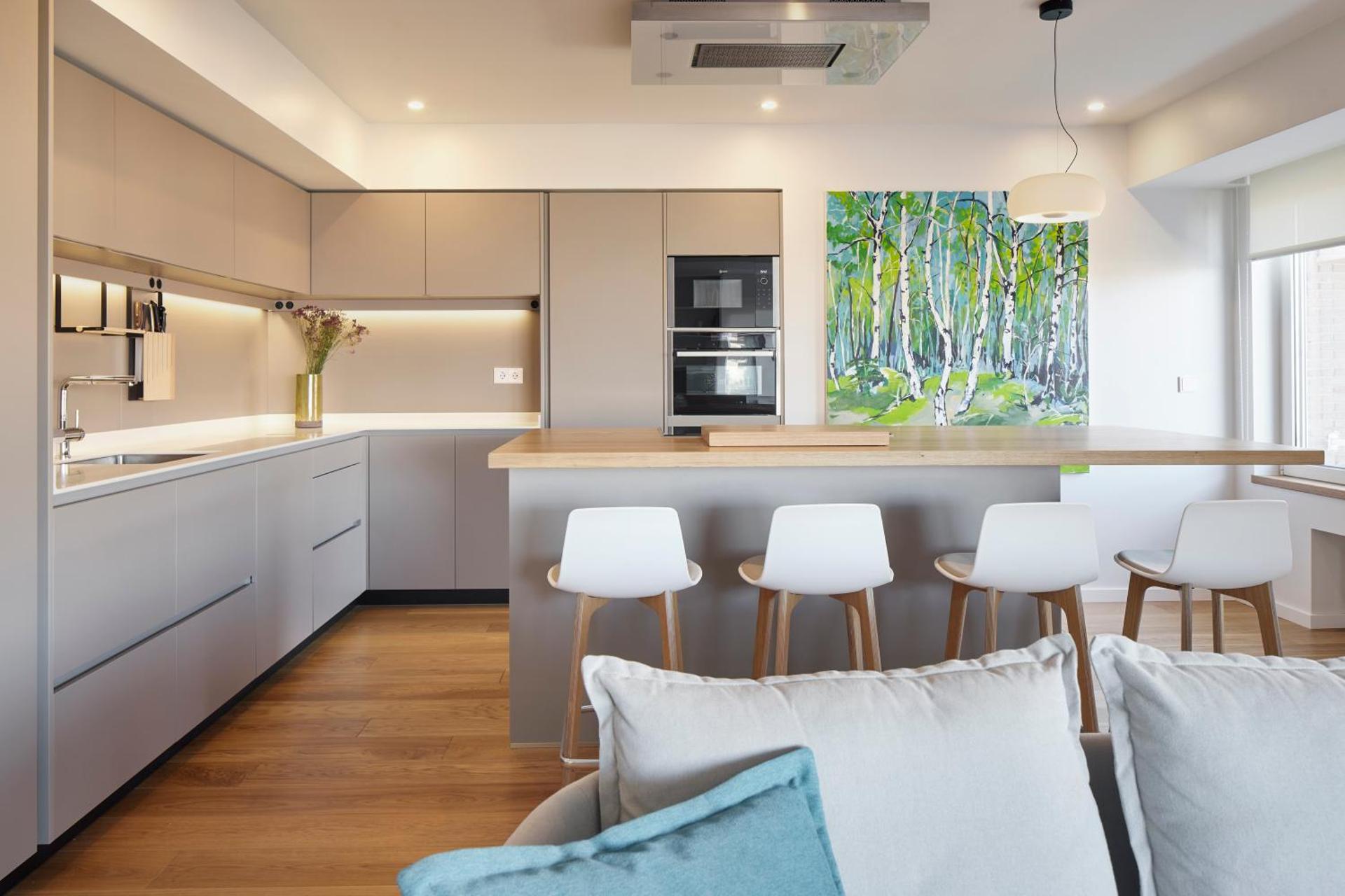 Kitchen or kitchenette