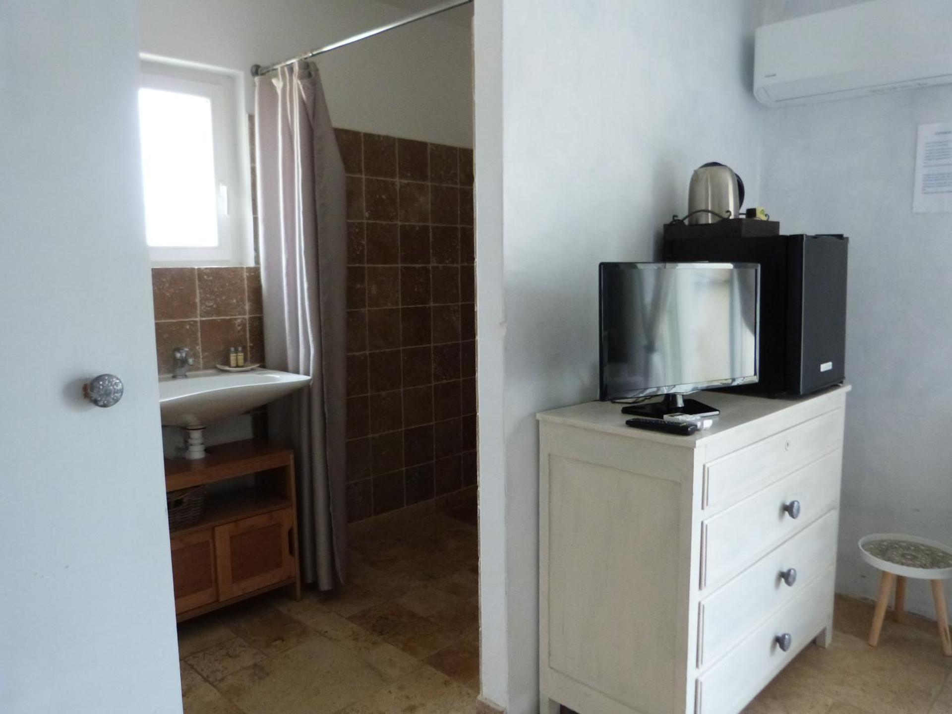 Superior Double or Twin Room with Pool View