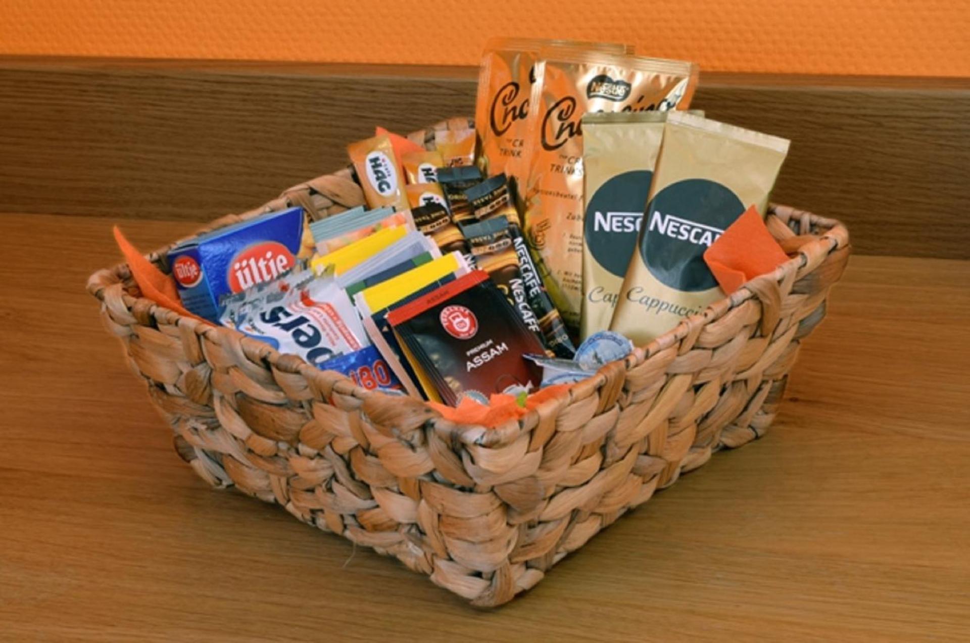 Coffee/tea facilities