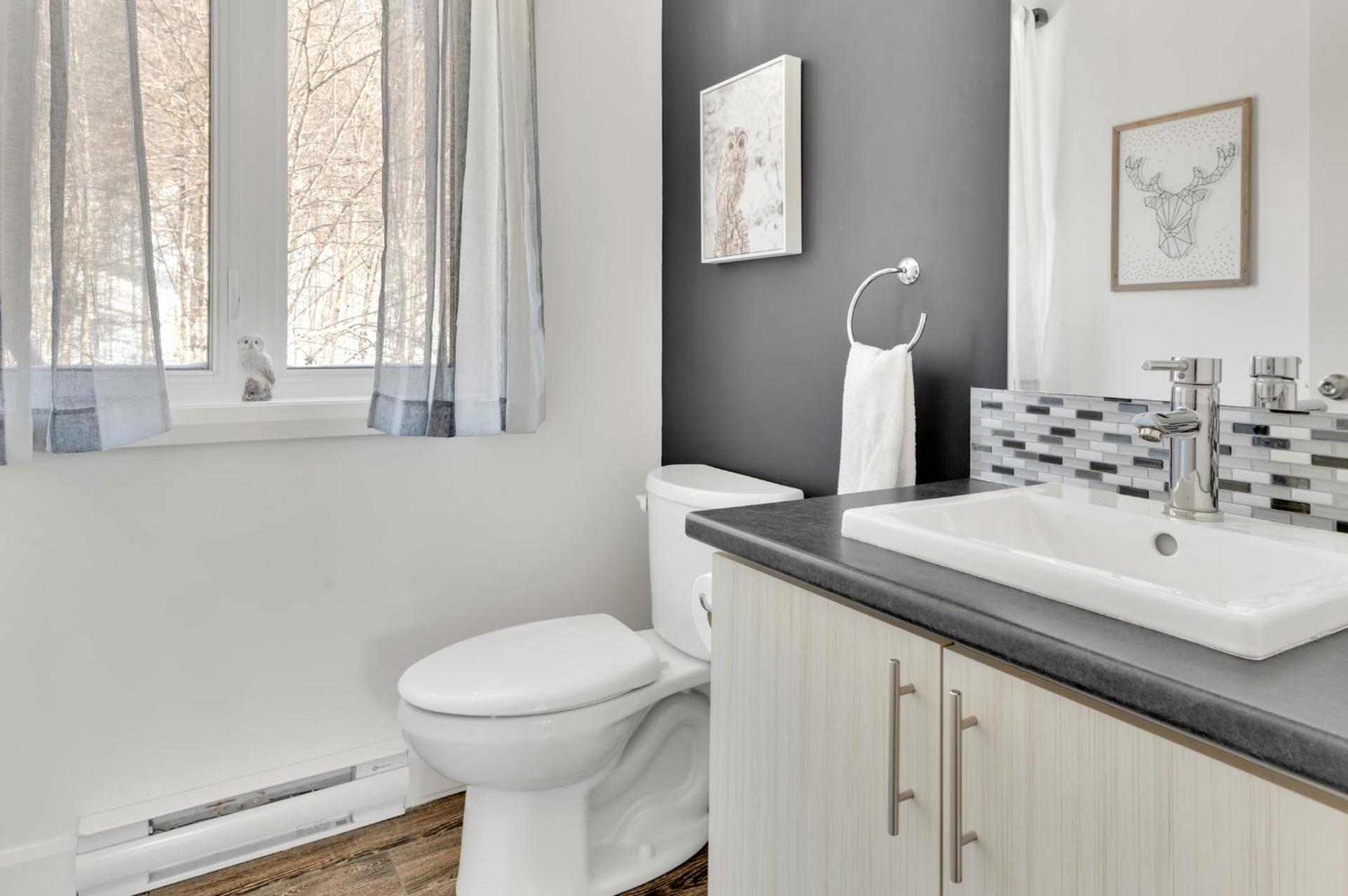 22- Chalet à Louer à Stoneham