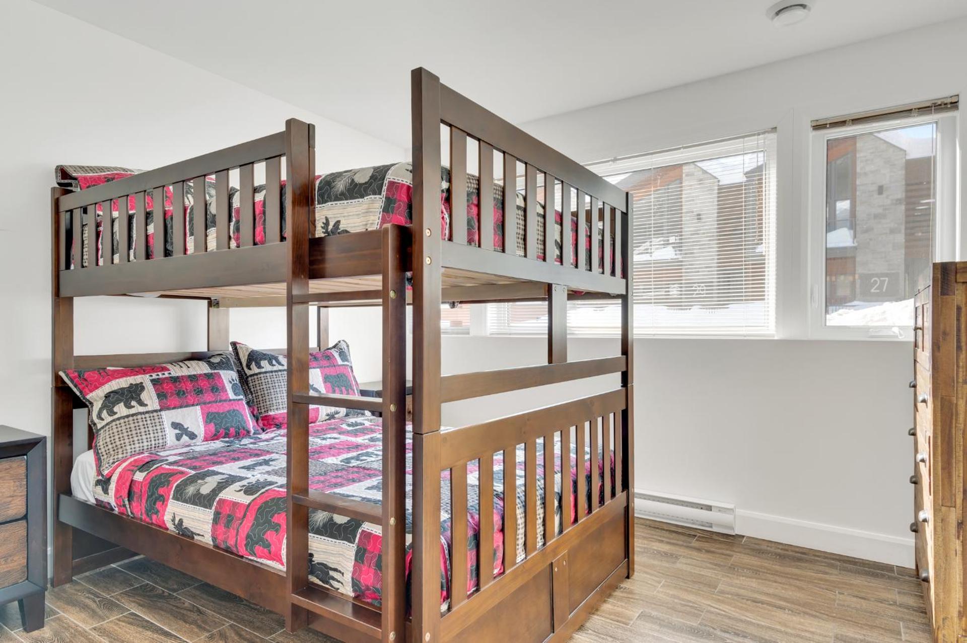 22- Chalet à Louer à Stoneham