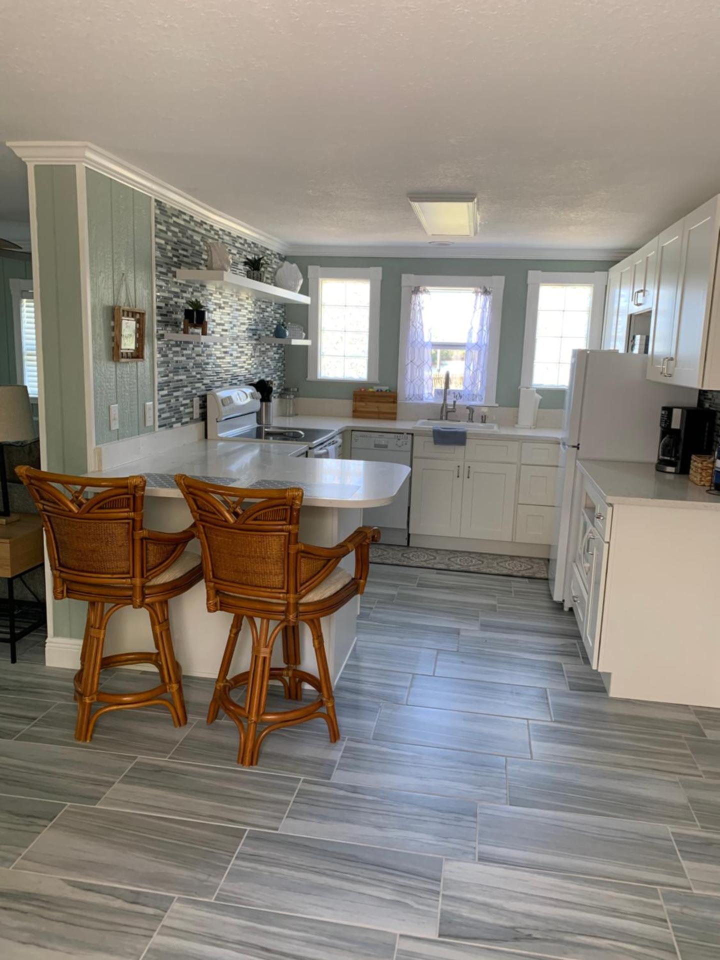 Kitchen or kitchenette