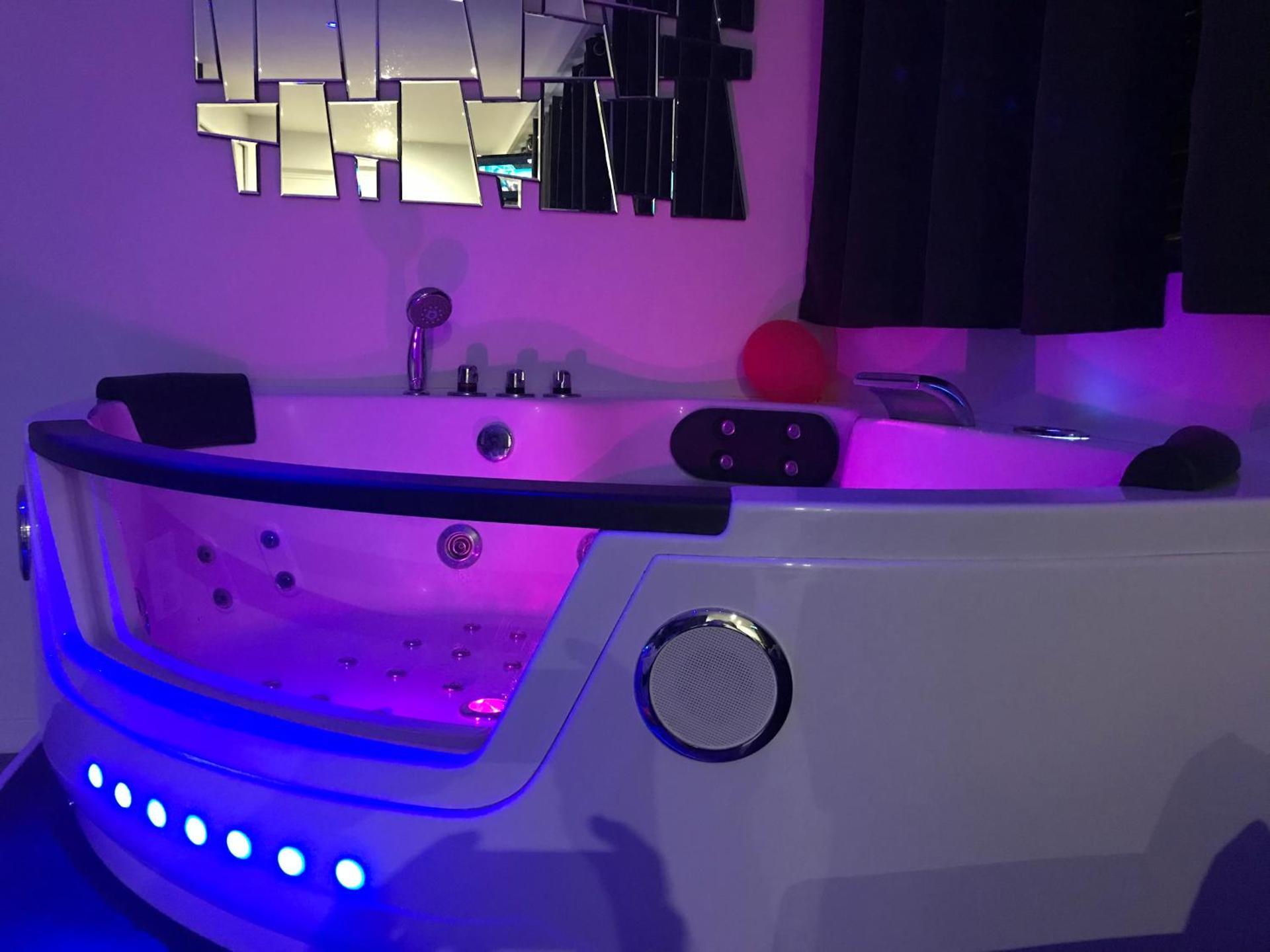 Sweet love romantique by locationslepuyenvelay