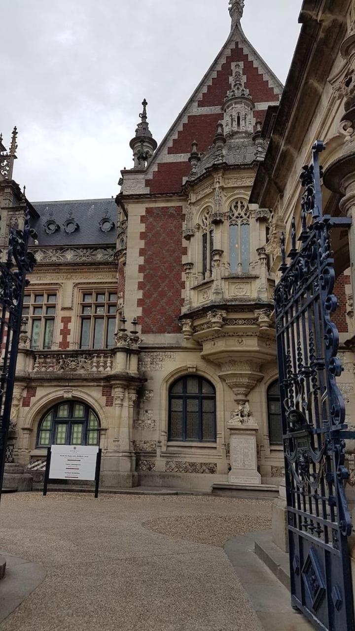 LA PETITE MAISON PRÈS DE LA MER