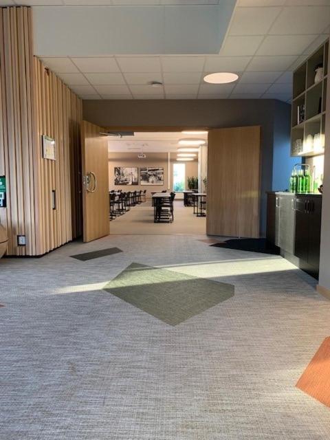 Meeting/conference room