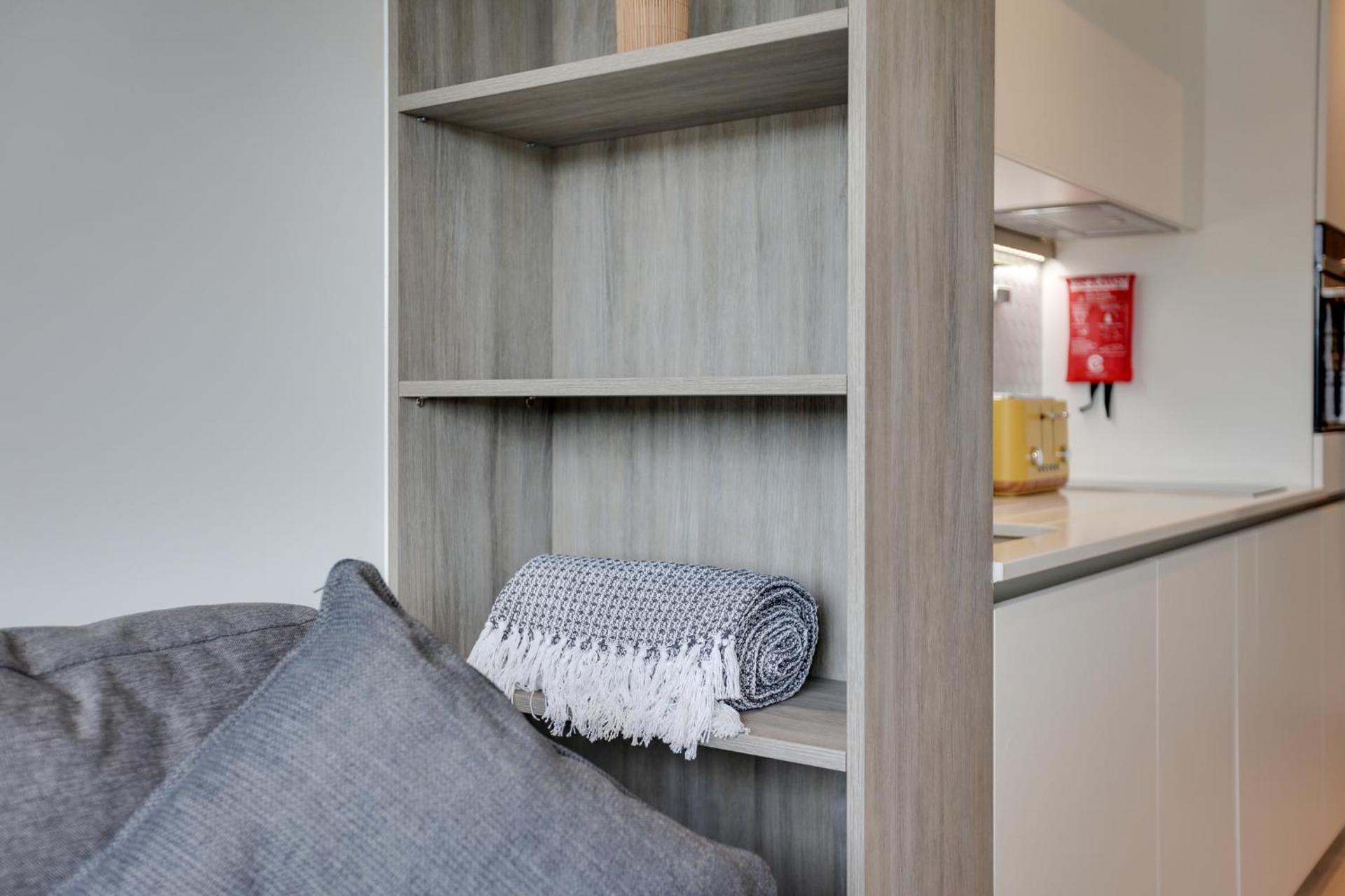 Kings Road Apartments