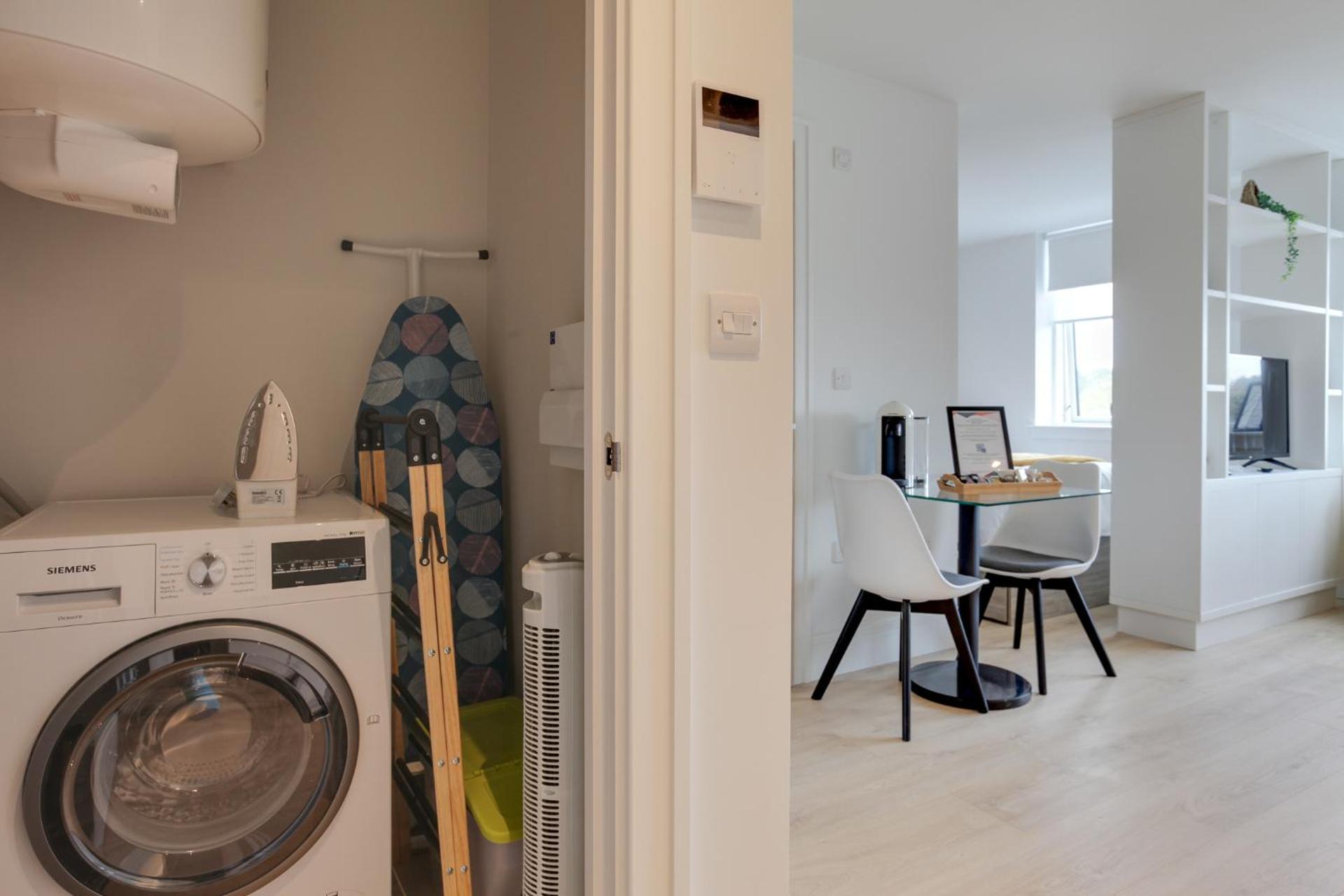 Kings Road Apartments