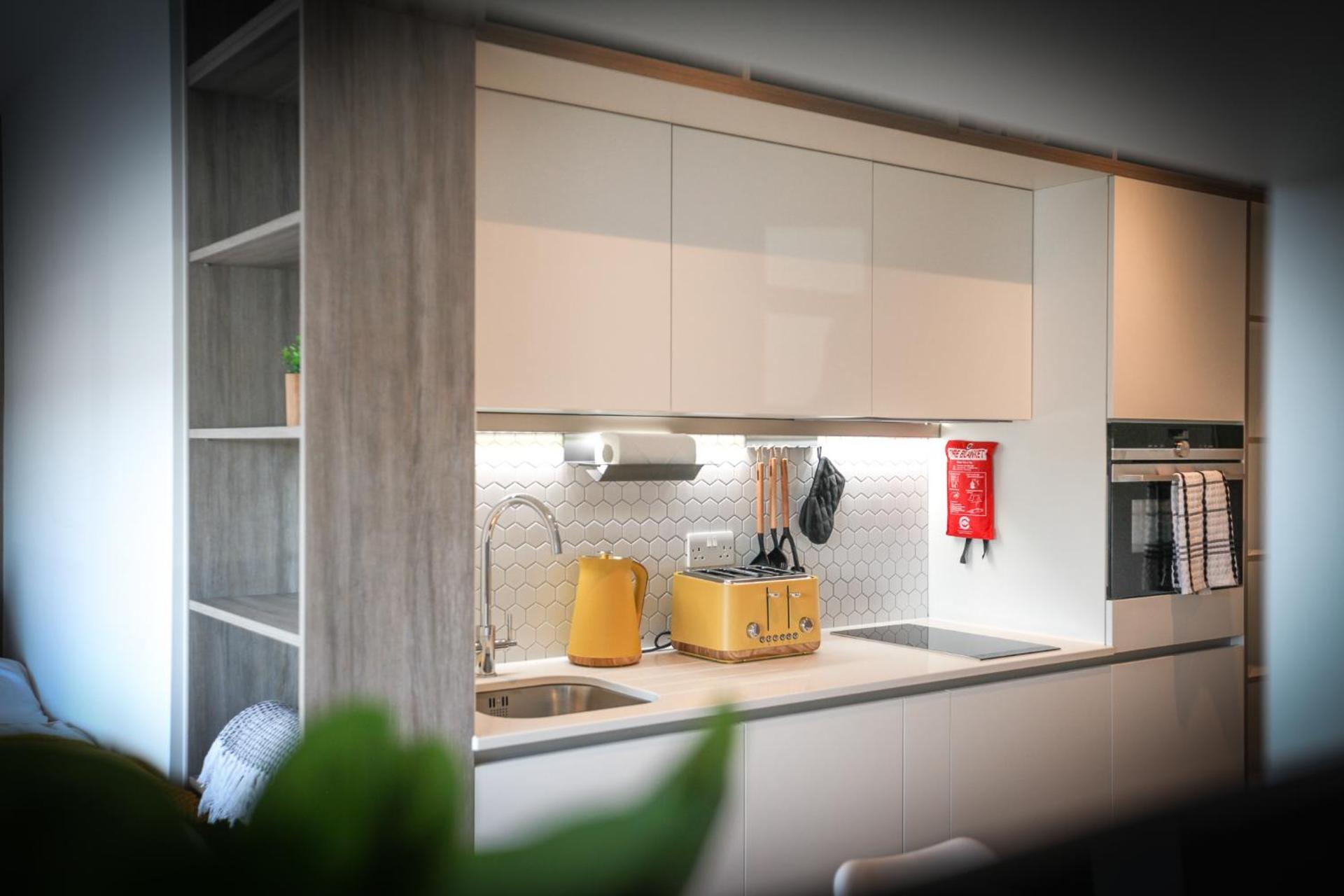 Kings Road Apartments