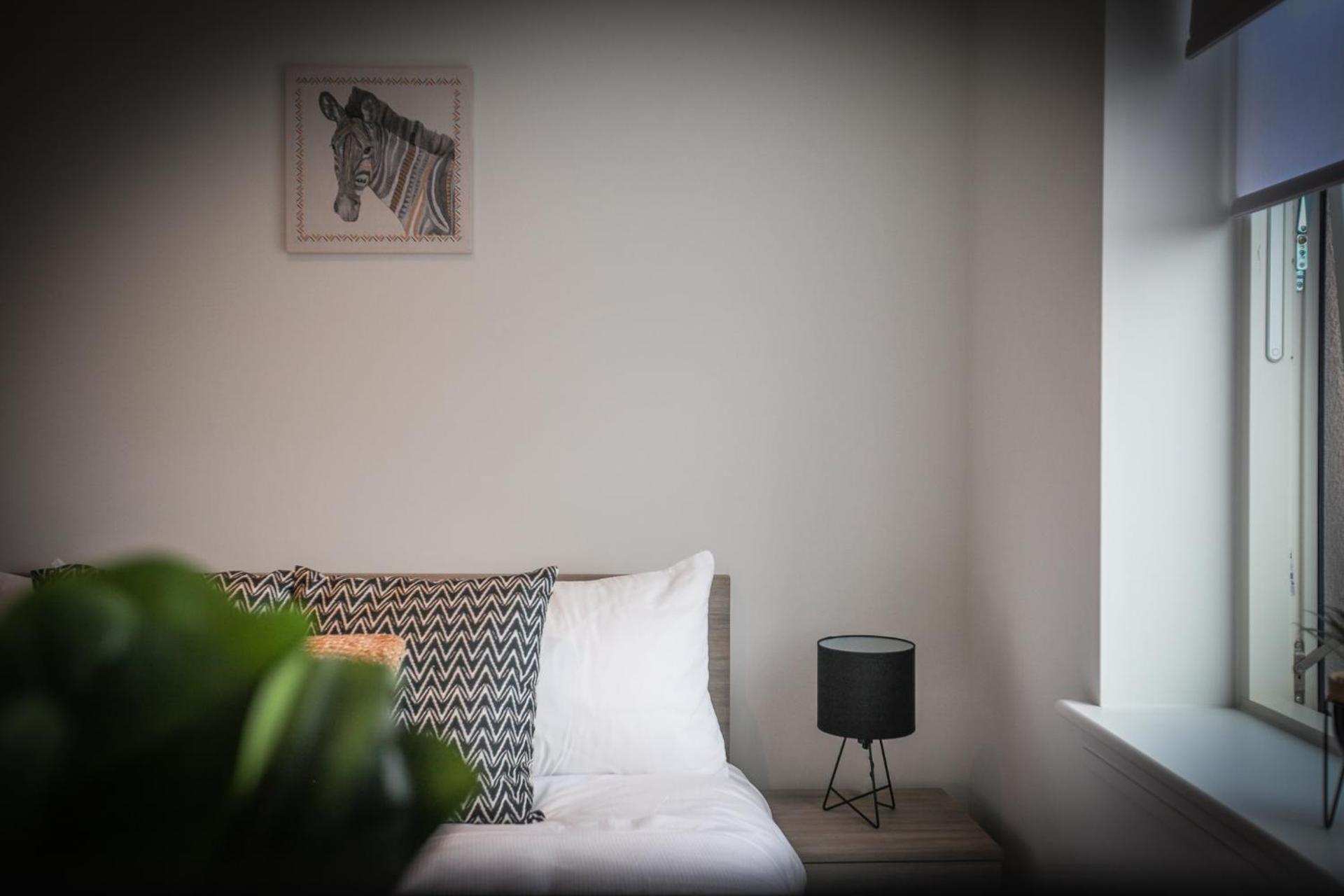 Kings Road Apartments