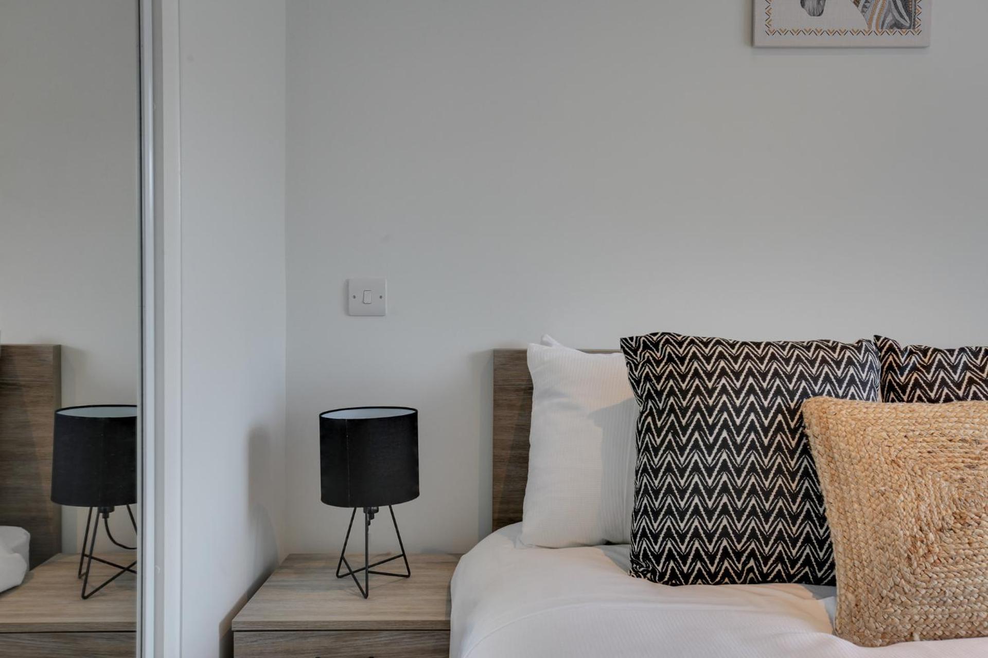 Kings Road Apartments