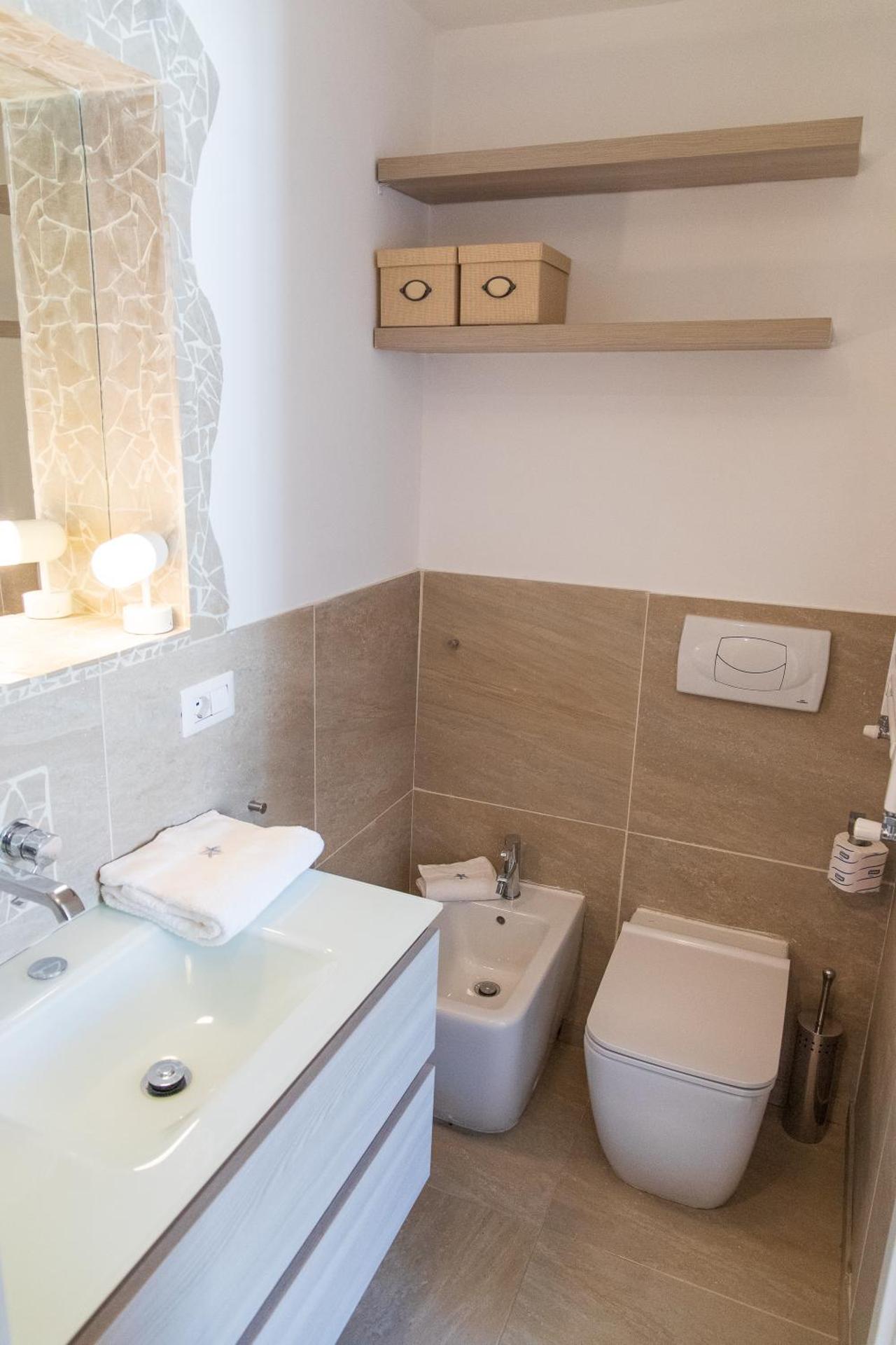 Zefiro Home Pesaro Zona Mare e San Bartolo by Yohome