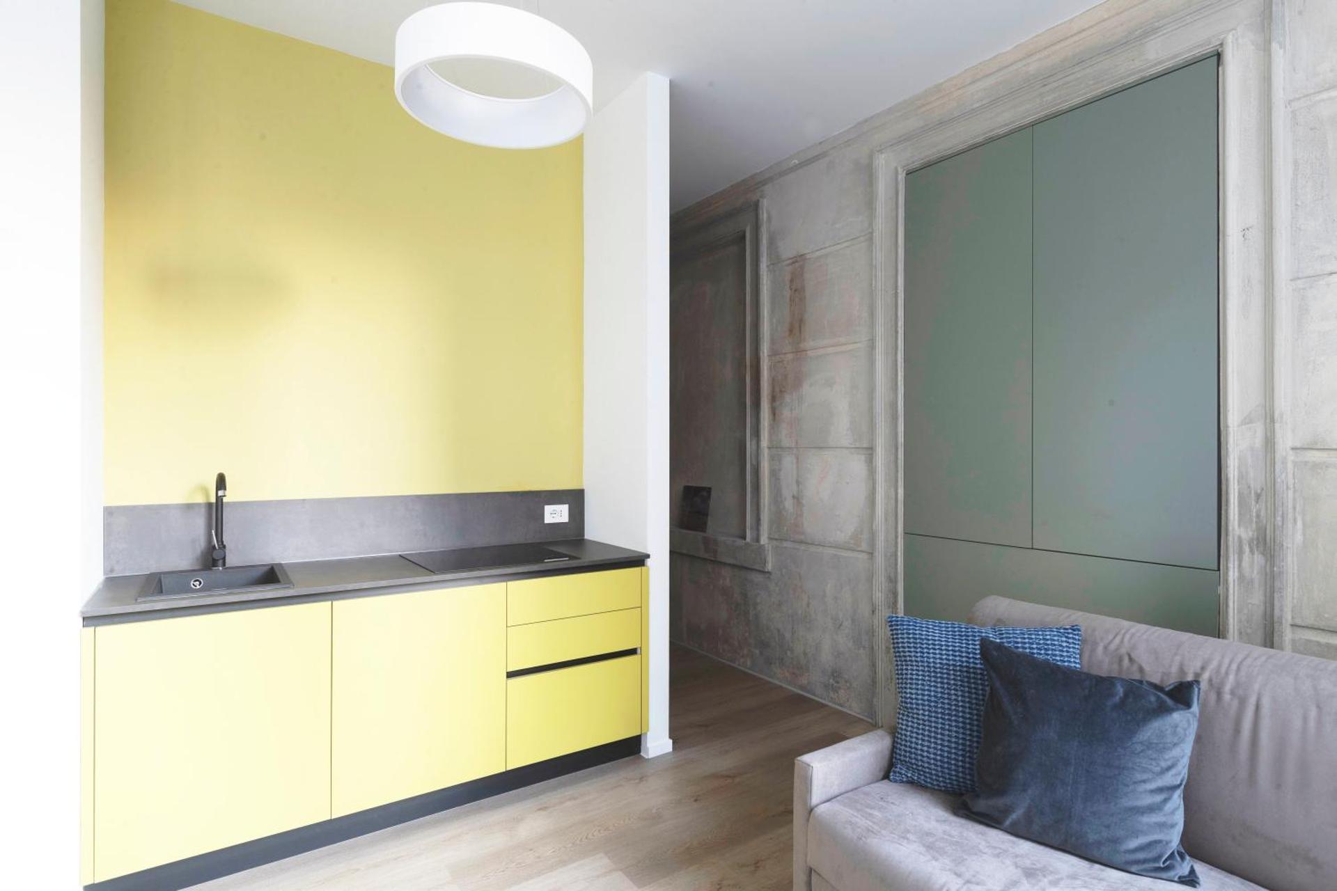 Kitchen or kitchenette