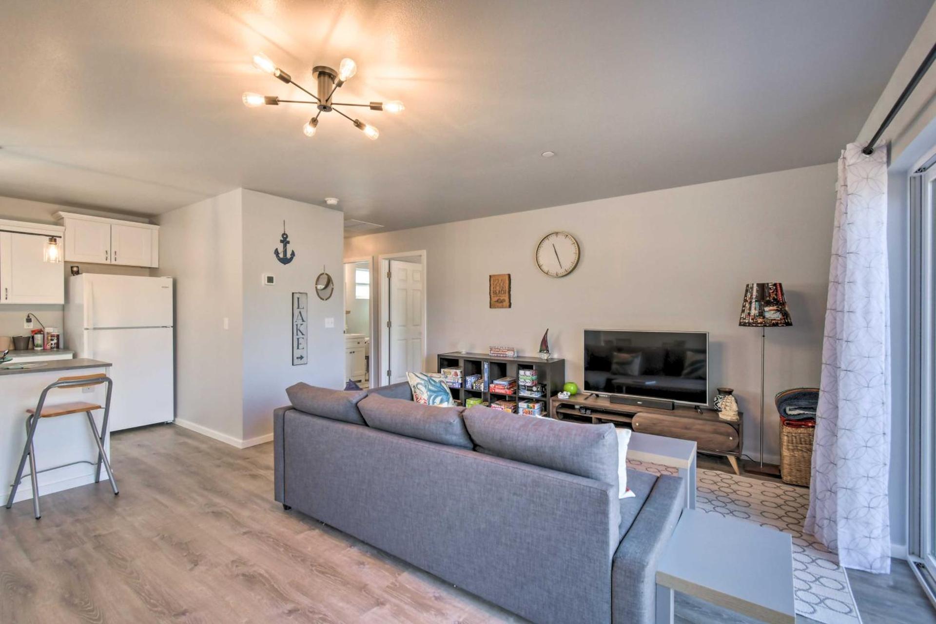 Dock, Water Views Dog-Friendly Ocean Shores Home!