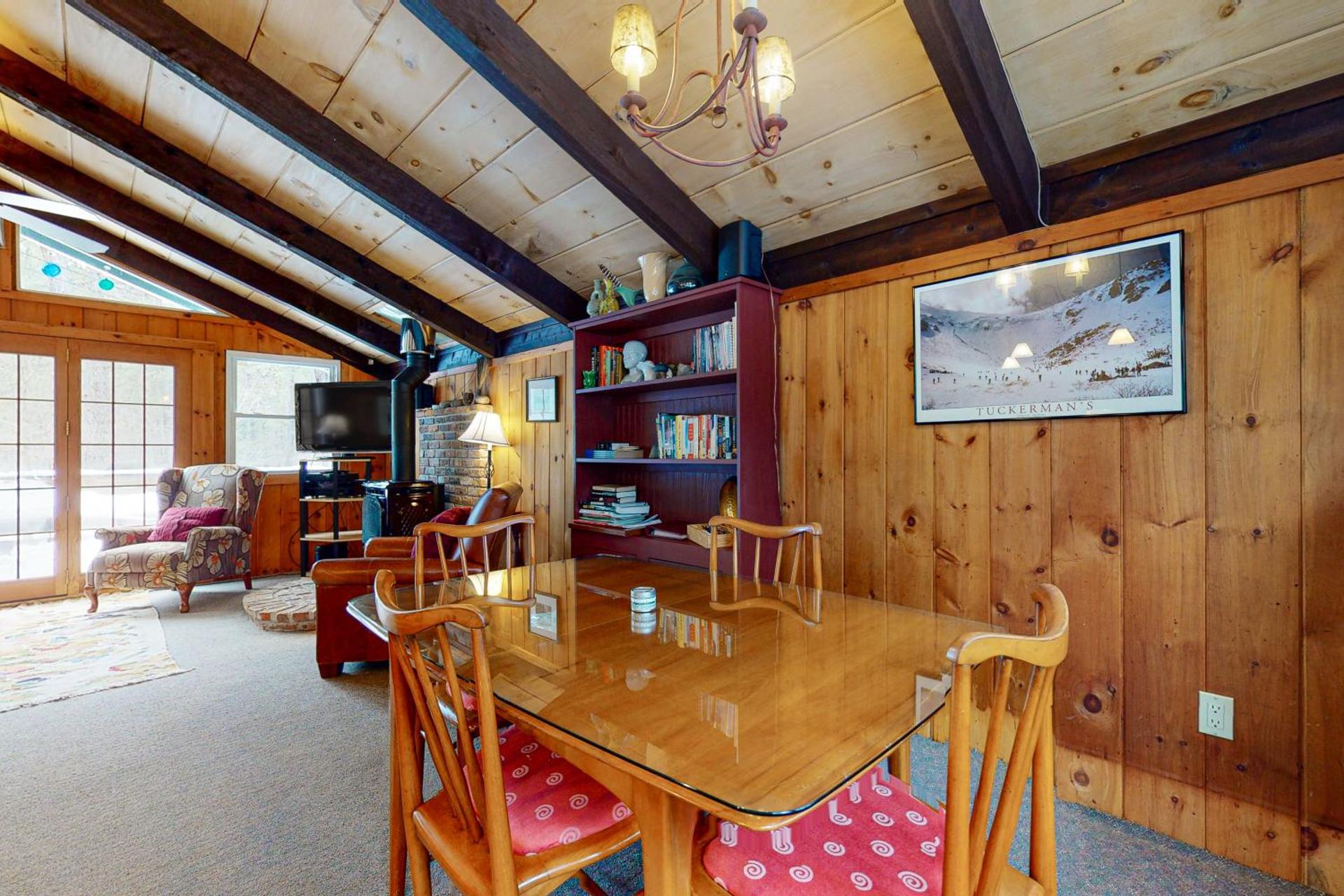 7 Merrimeeting Chalet