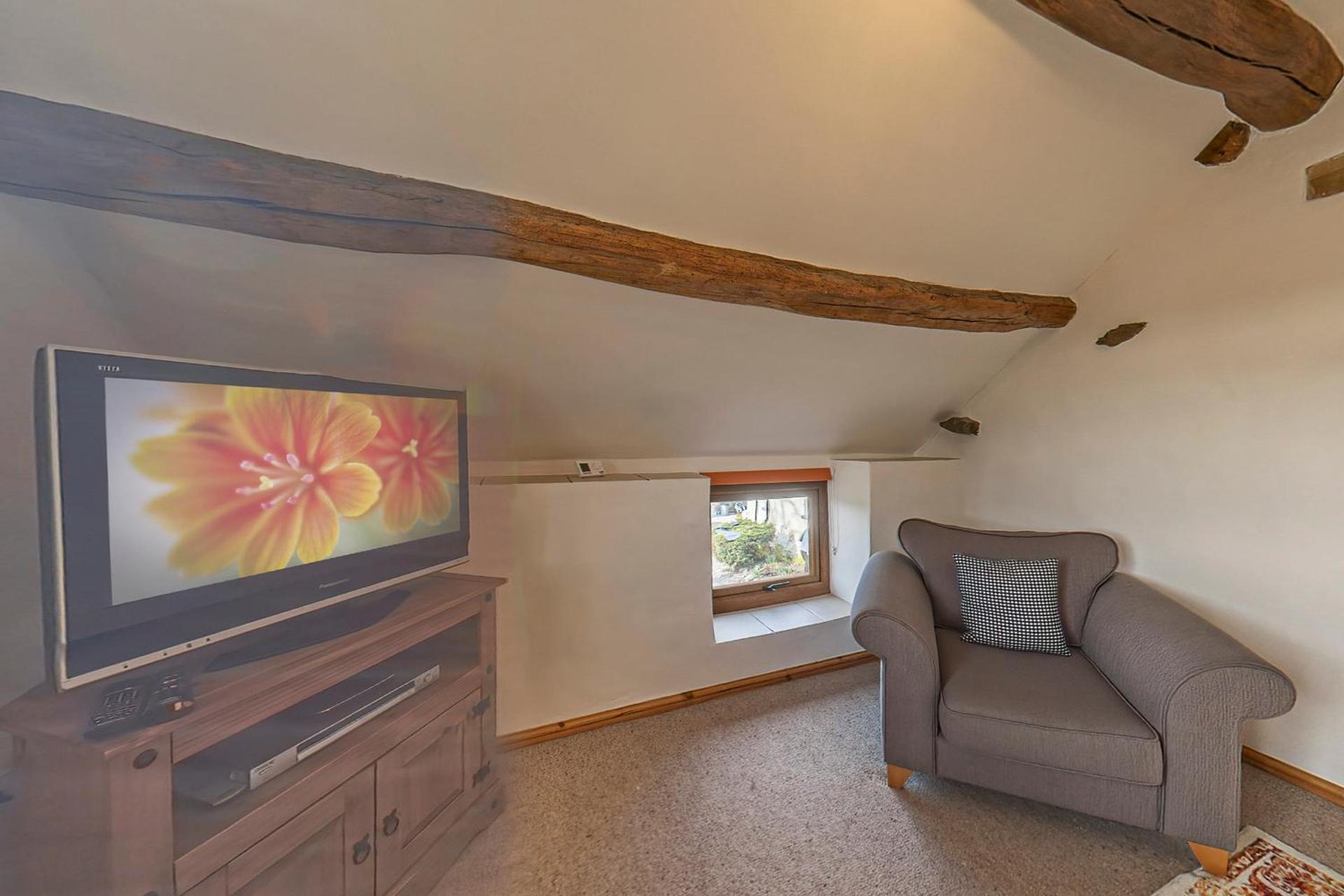 Beautiful 16th Century Ty Cerrig Cottage, set in stunning grounds with great views