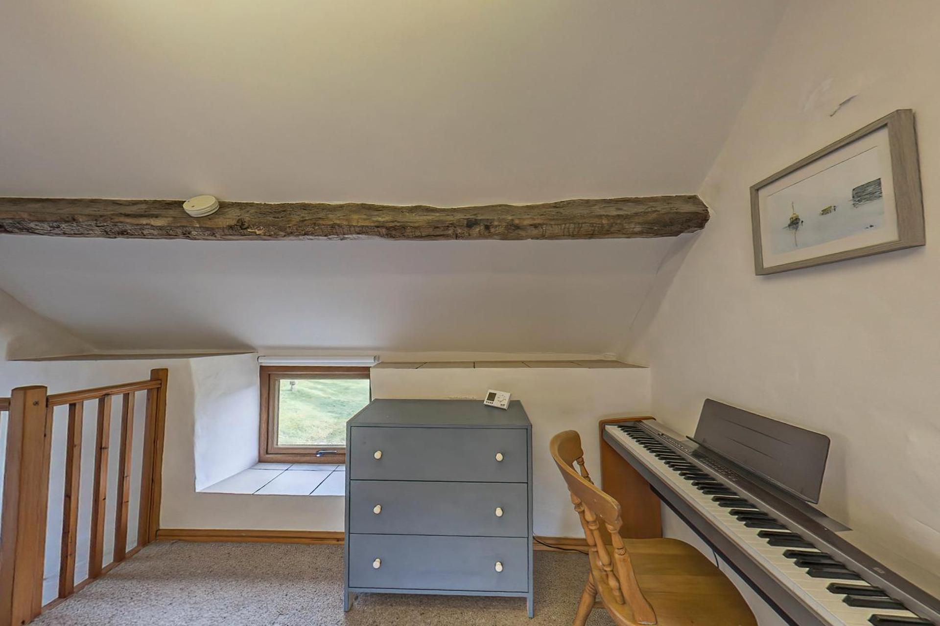 Beautiful 16th Century Ty Cerrig Cottage, set in stunning grounds with great views