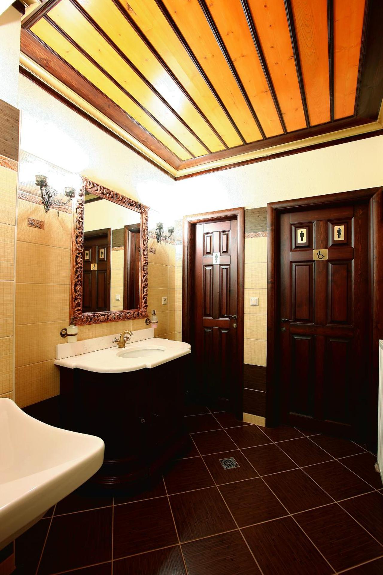 ΔΡΑΚΟΛΙΜΝΗ