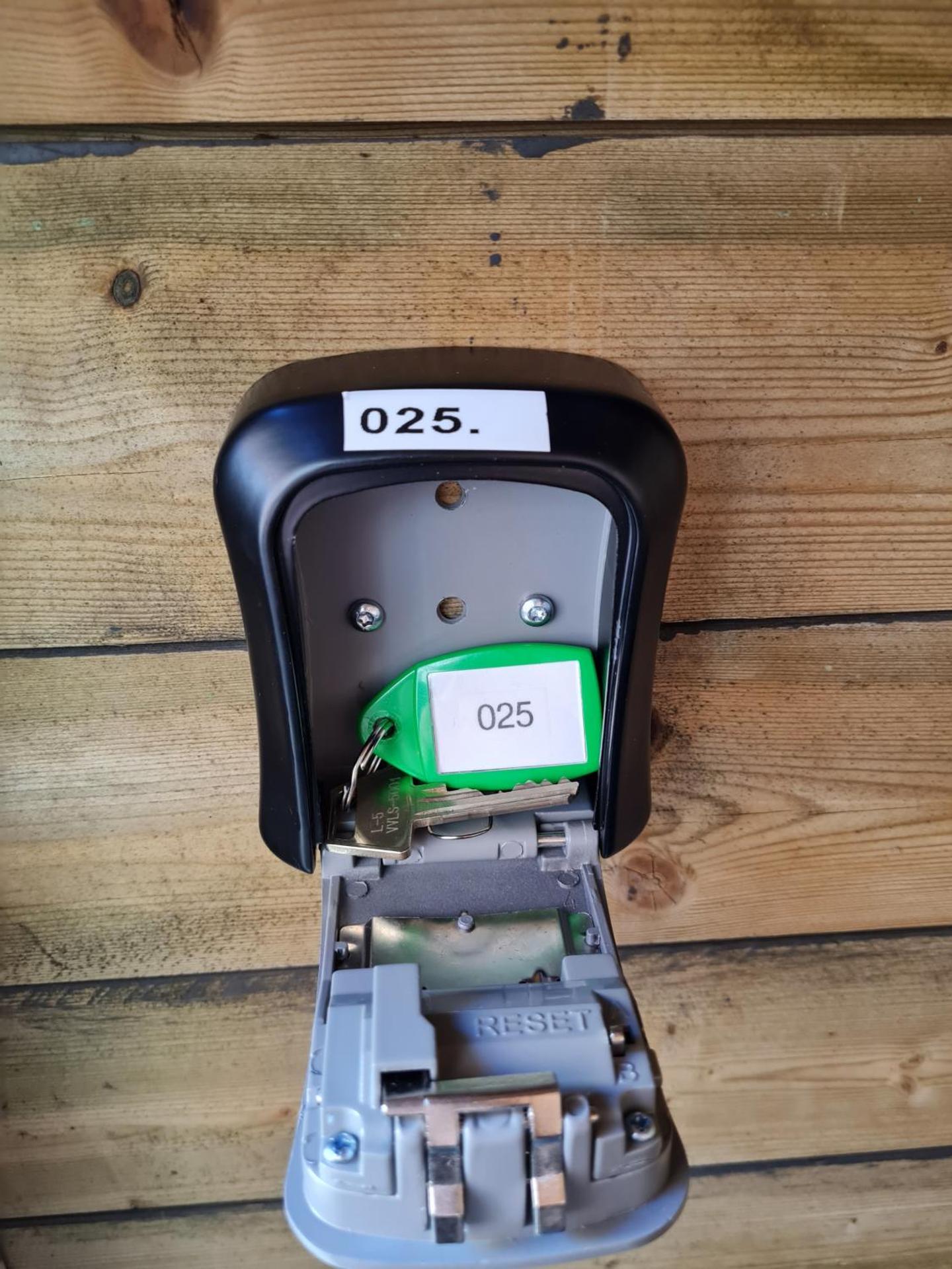 (025) Østergade 87 a. Ground Floor