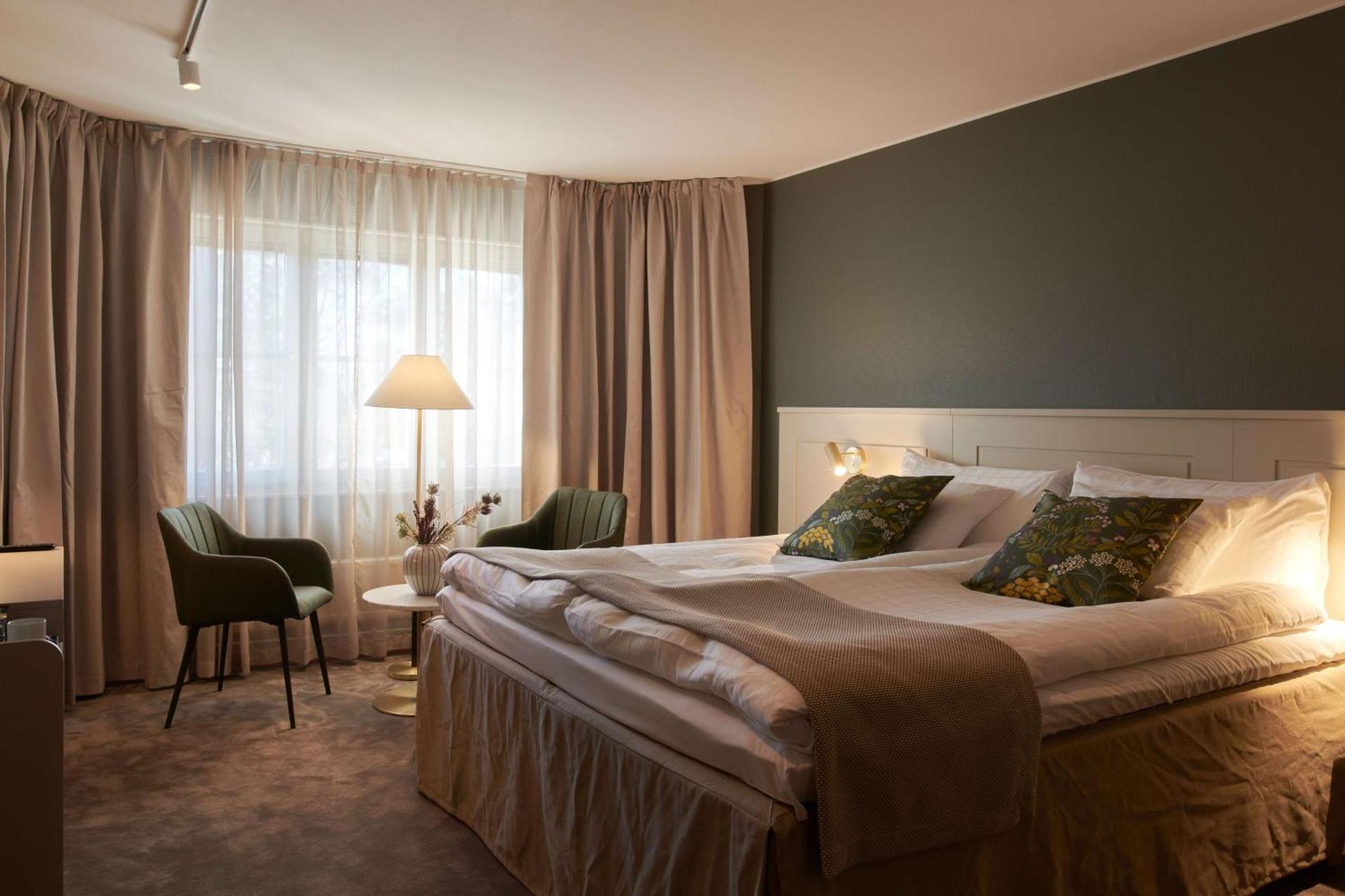 Photo of the whole room