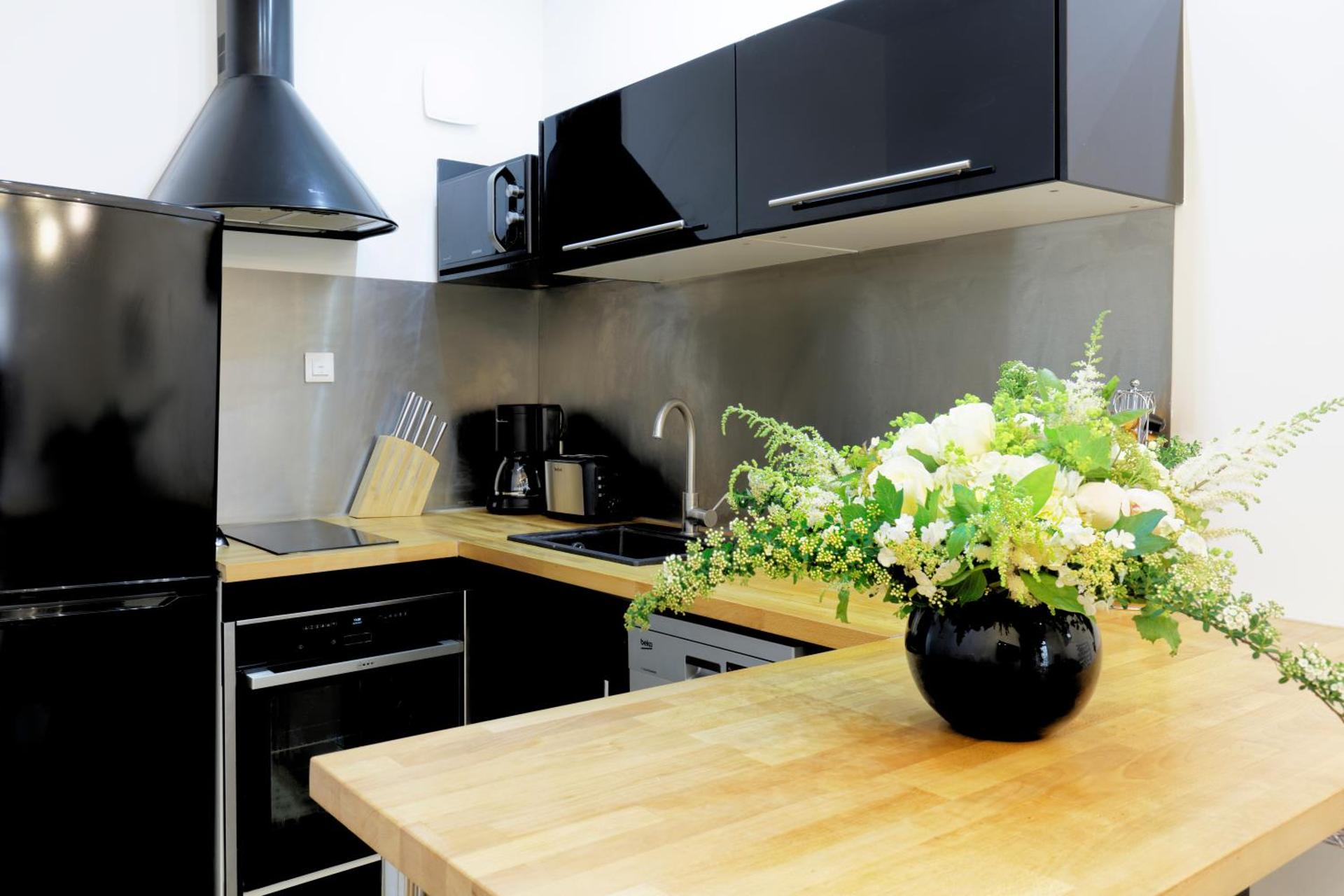 Kitchen or kitchenette