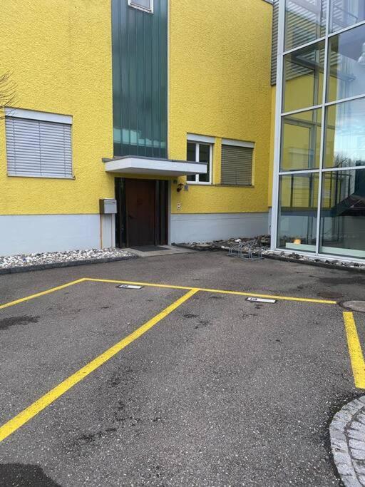 Geräumige Wohnung im Schweizer Vekehrspunkt