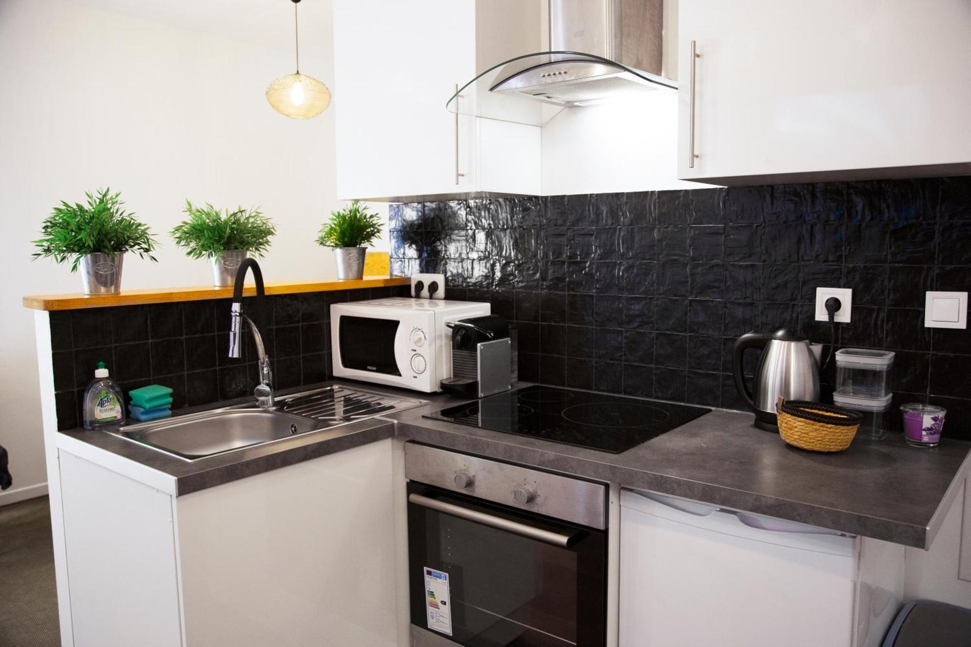 Kitchen or kitchenette