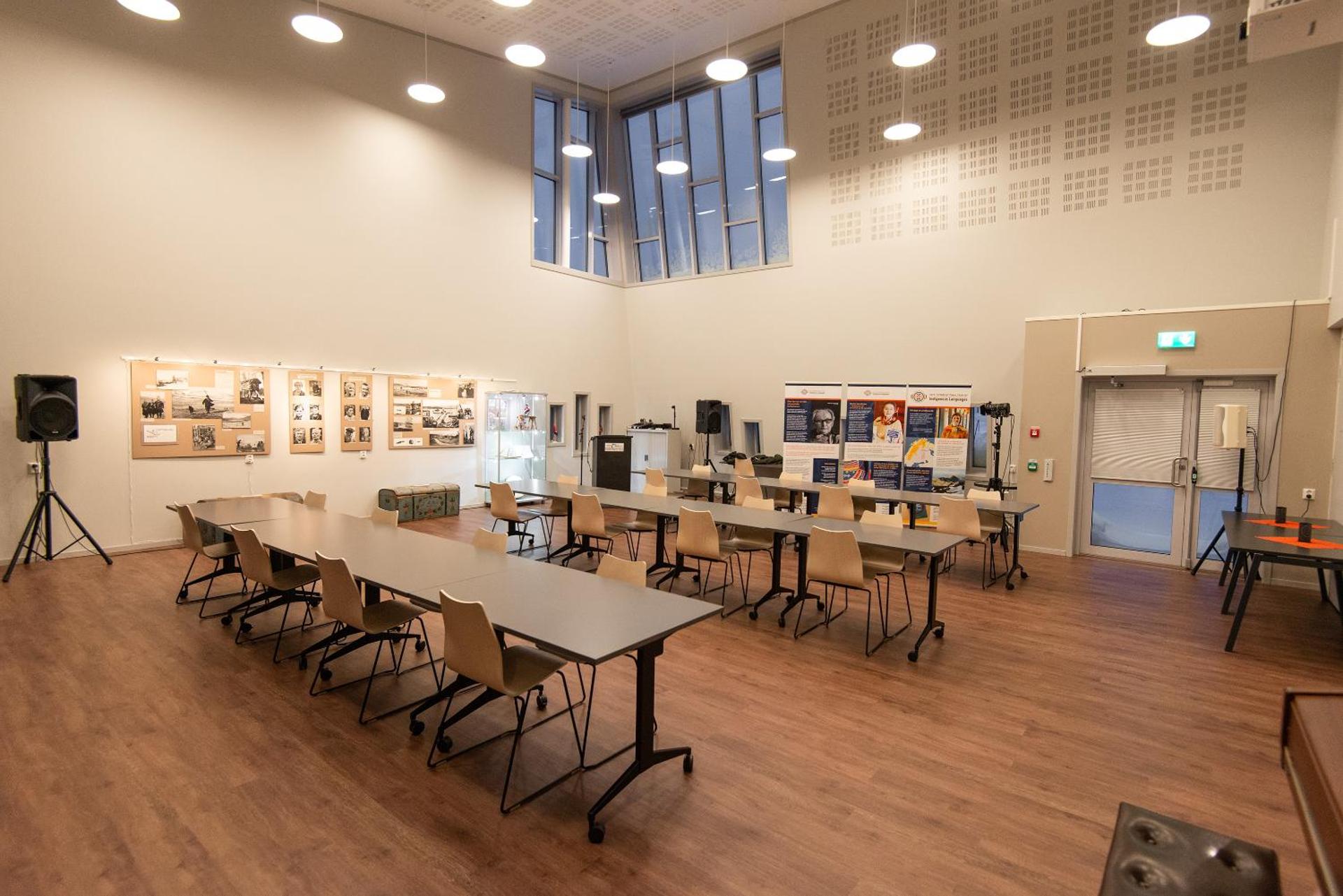 Meeting/conference room