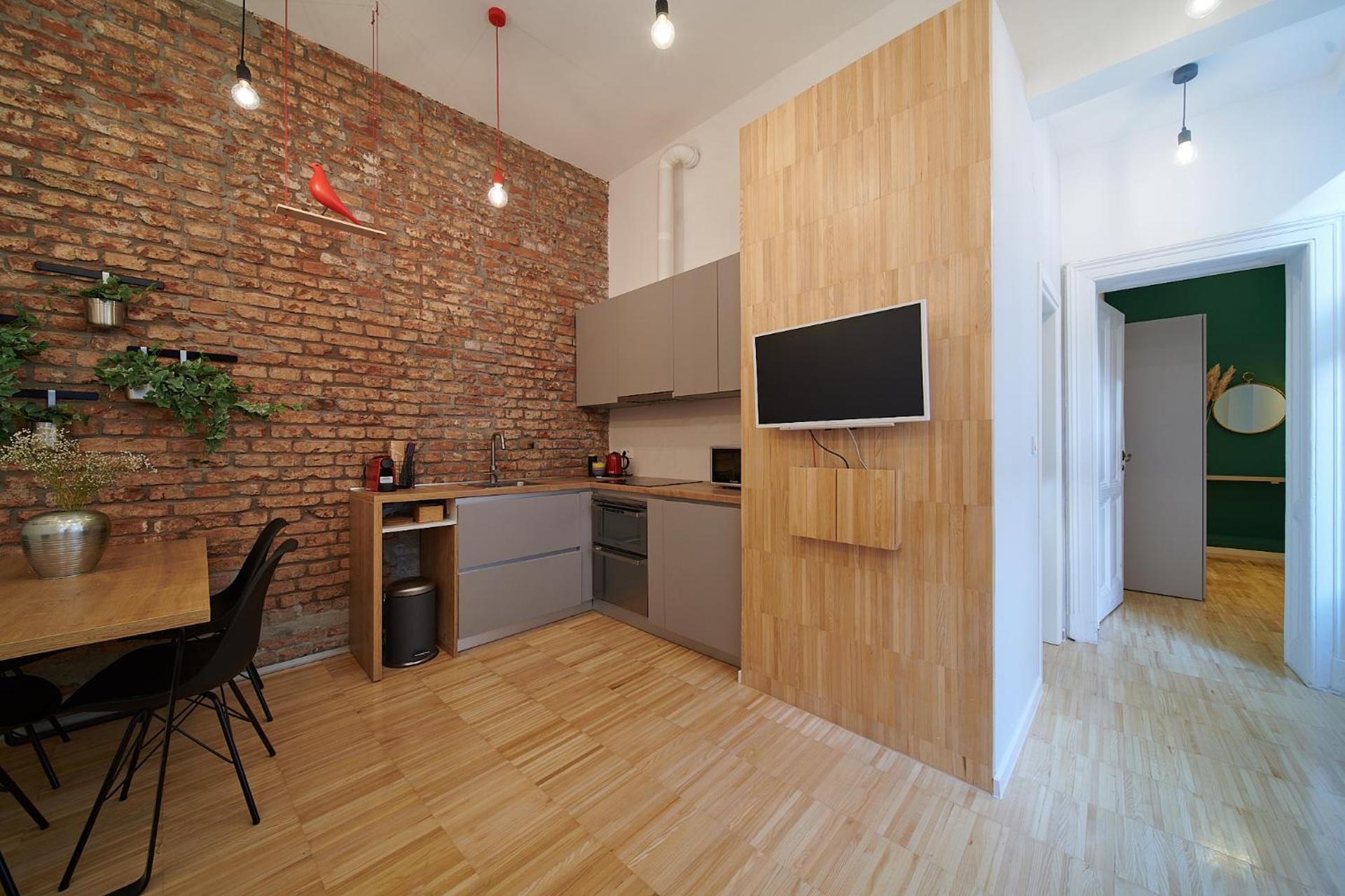 Kitchen or kitchenette