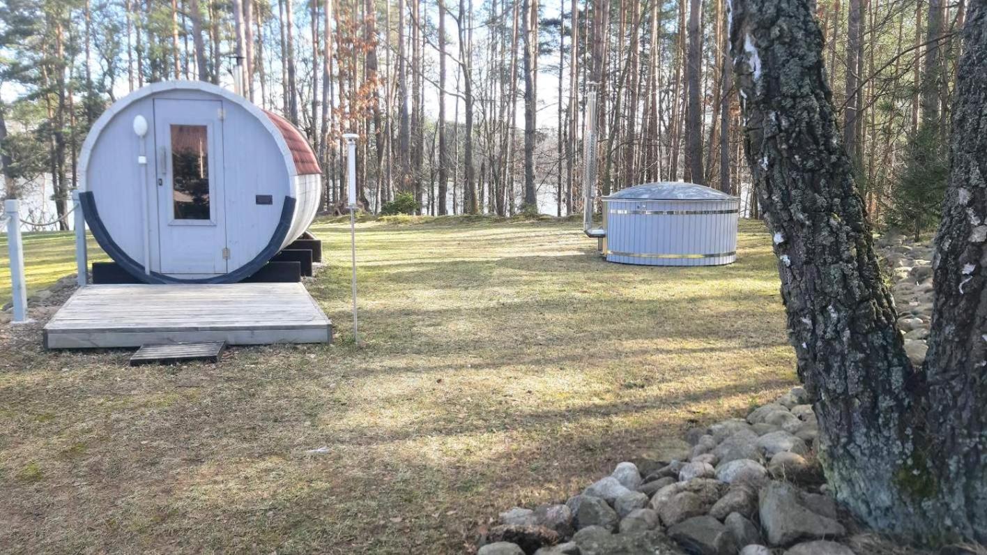 Agro Breza domek nad samym jeziorem- sauna ogrodowa