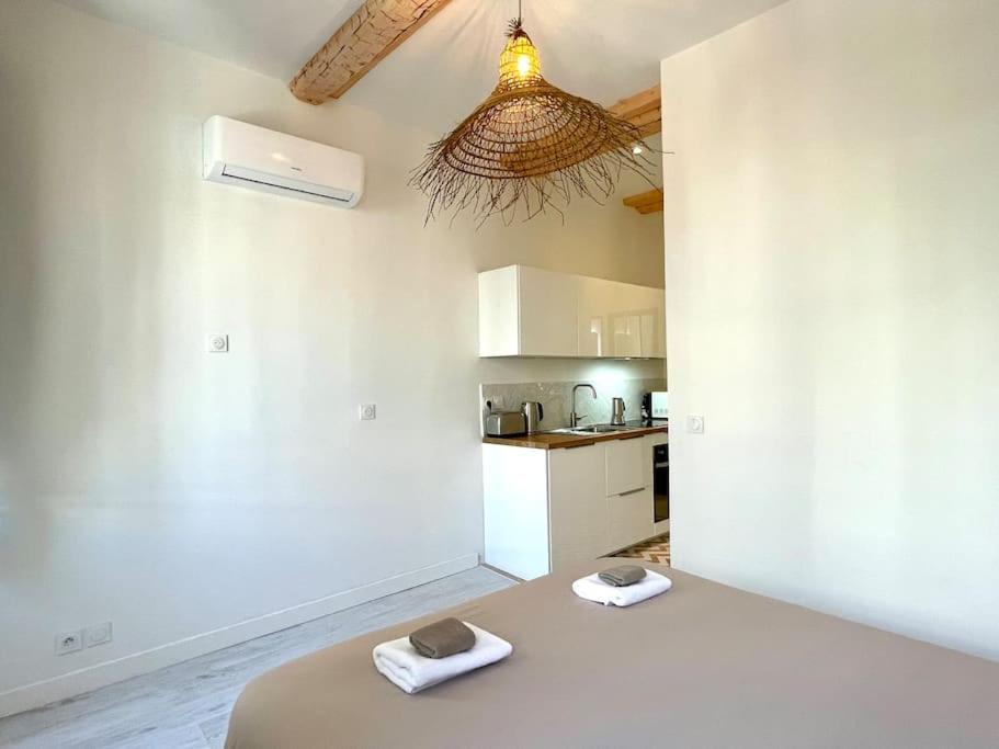 LaFrenchCasa Noailles