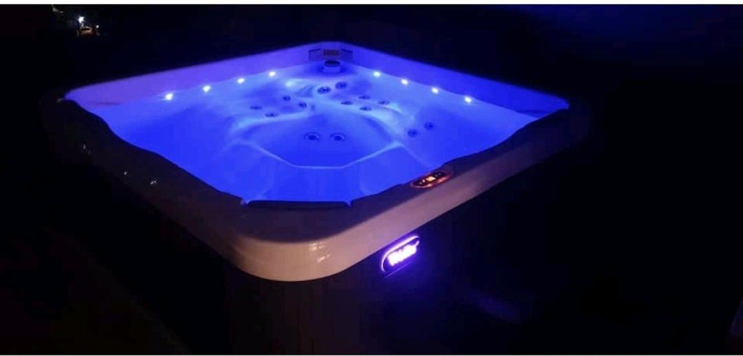 Sea View Apartments with jaccuzzi