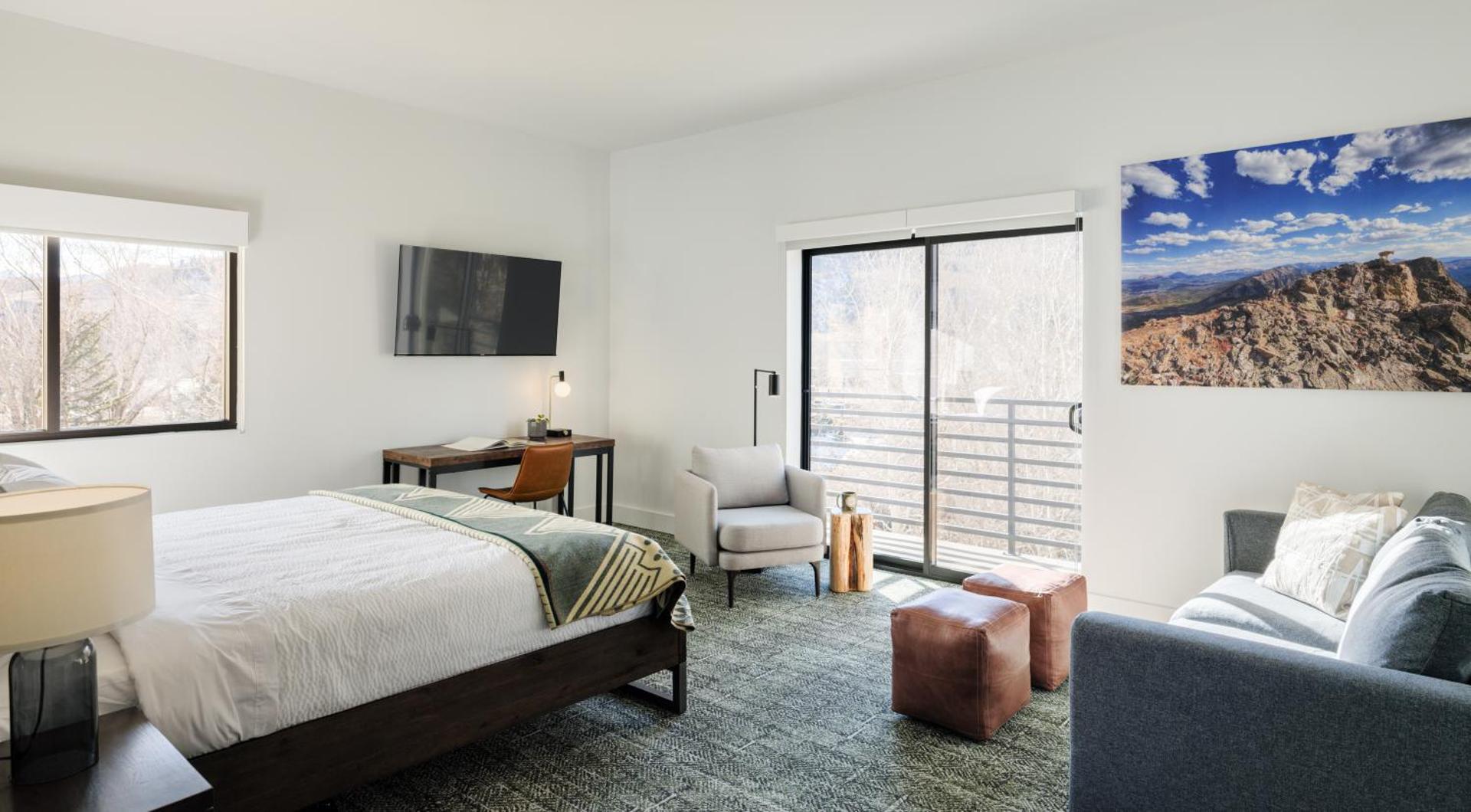 Photo of the whole room